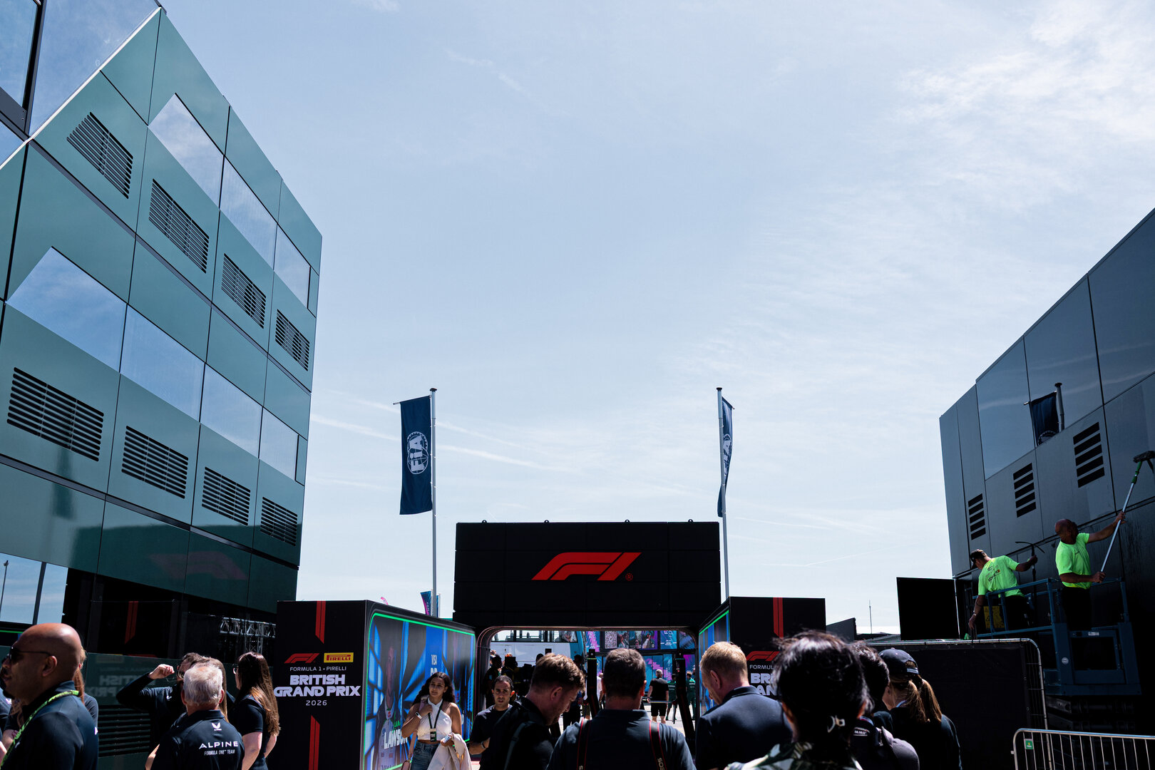 GP GRAN BRETAGNA, Paddock Atmosfera.
02.07.2026. Formula 1 World Championship, Rd 9, British Grand Prix, Silverstone, England, Preparation Day.
 - www.xpbimages.com, EMail: requests@xpbimages.com © Copyright: Denny / XPB Images