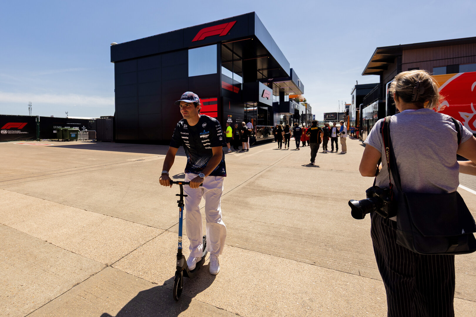 GP GRAN BRETAGNA, Carlos Sainz (ESP) Williams F1 Team.
02.07.2026. Formula 1 World Championship, Rd 9, British Grand Prix, Silverstone, England, Preparation Day.
- www.xpbimages.com, EMail: requests@xpbimages.com © Copyright: Davenport / XPB Images