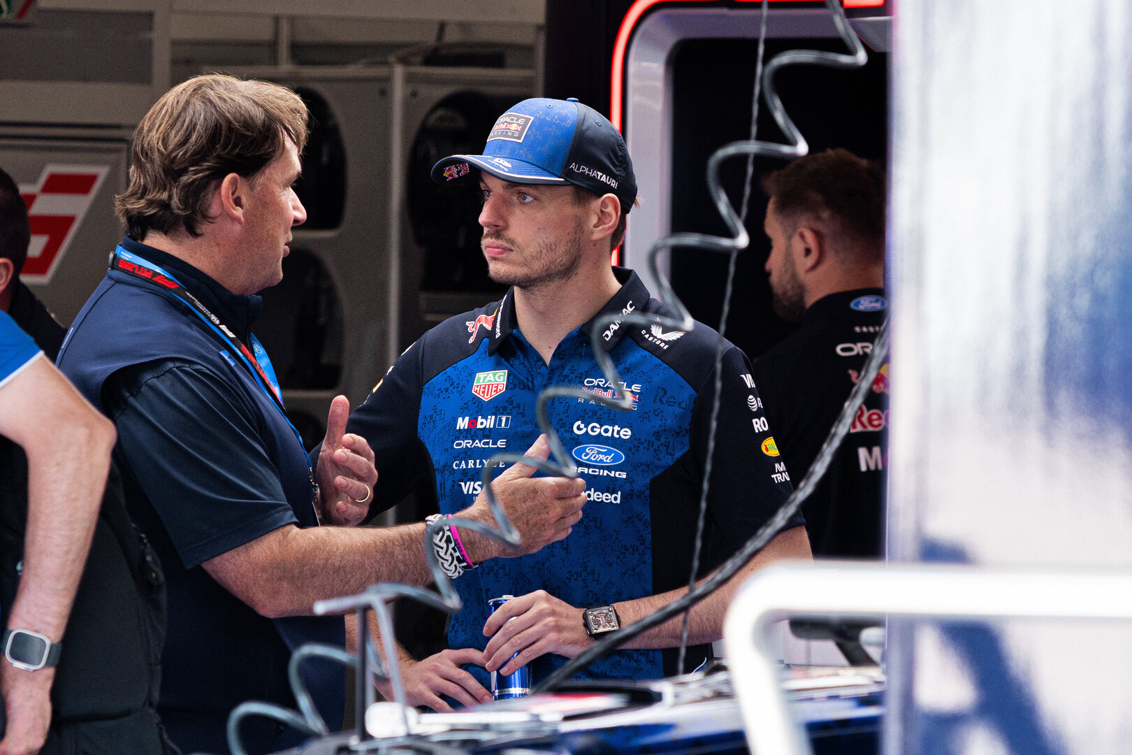 GP GRAN BRETAGNA, (L to R): Jim Farley (USA) Ford CEO with Max Verstappen (NLD) Red Bull Racing.
02.07.2026. Formula 1 World Championship, Rd 9, British Grand Prix, Silverstone, England, Preparation Day.
- www.xpbimages.com, EMail: requests@xpbimages.com © Copyright: Davenport / XPB Images