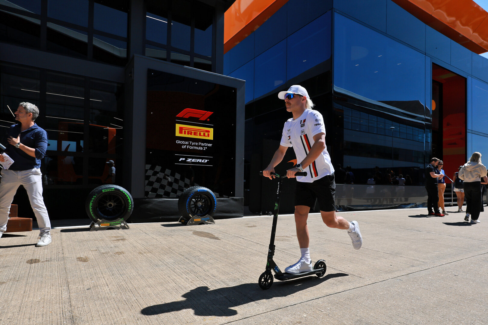 GP GRAN BRETAGNA, Valtteri Bottas (FIN) Cadillac Formula 1 Team.
02.07.2026. Formula 1 World Championship, Rd 9, British Grand Prix, Silverstone, England, Preparation Day.
- www.xpbimages.com, EMail: requests@xpbimages.com © Copyright: Moy / XPB Images