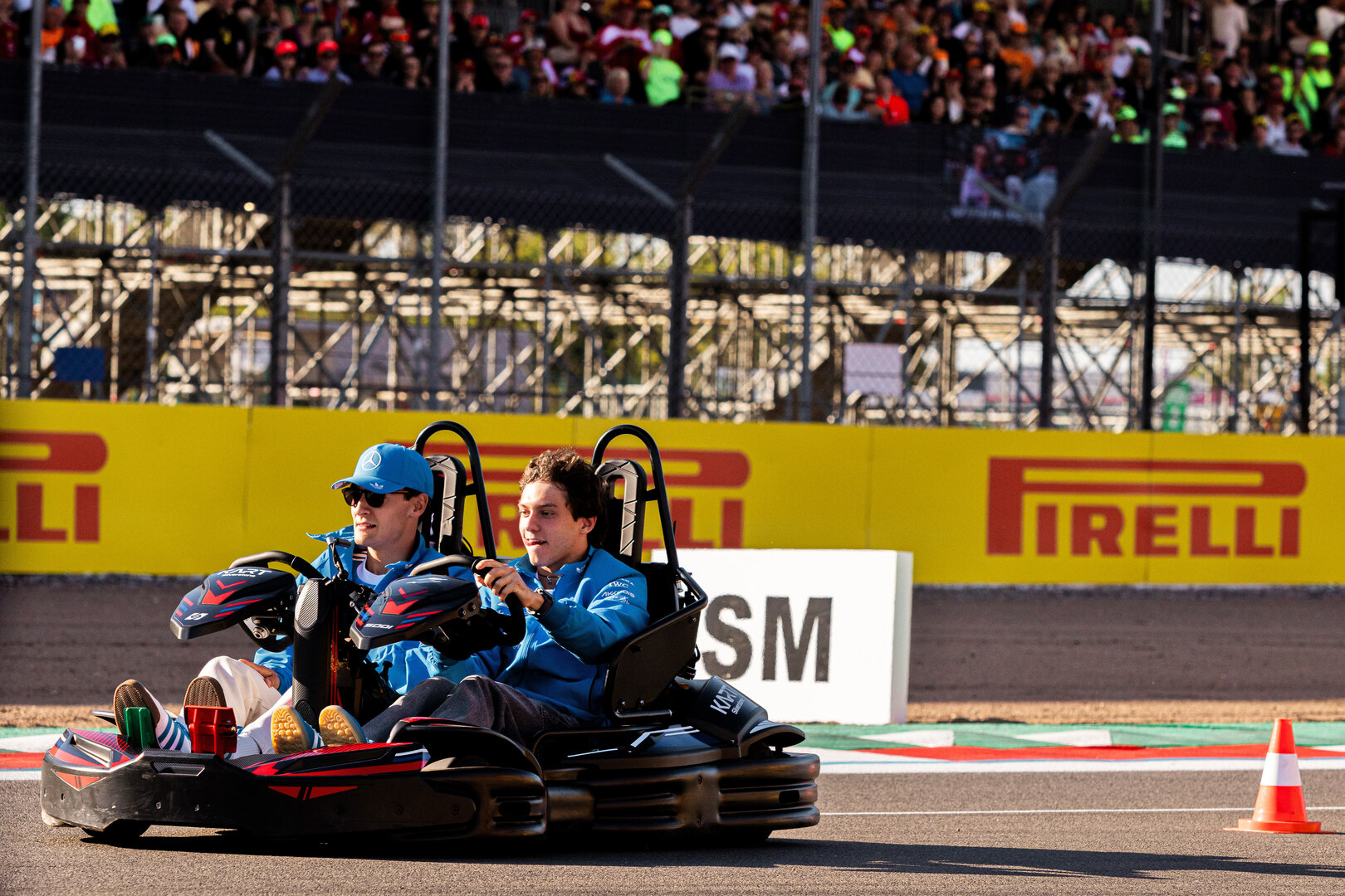 GP GRAN BRETAGNA, (L to R): George Russell (GBR) Mercedes AMG Formula One Team e team mate Andrea Kimi Antonelli (ITA) Mercedes AMG Formula One Team karting.
02.07.2026. Formula 1 World Championship, Rd 9, British Grand Prix, Silverstone, England, Preparation Day.
 - www.xpbimages.com, EMail: requests@xpbimages.com © Copyright: Denny / XPB Images