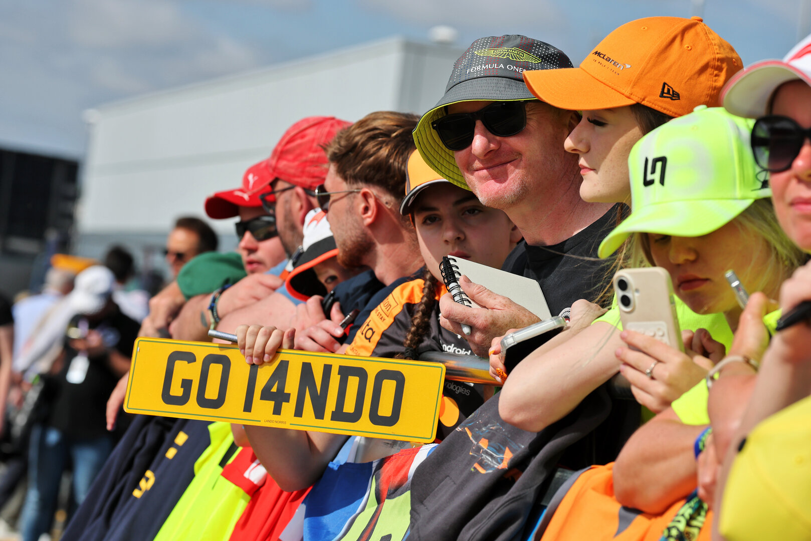 GP GRAN BRETAGNA, Circuit Atmosfera - fans.
03.07.2026. Formula 1 World Championship, Rd 9, British Grand Prix, Silverstone, England, Sprint Qualifiche Day.
- www.xpbimages.com, EMail: requests@xpbimages.com © Copyright: Moy / XPB Images