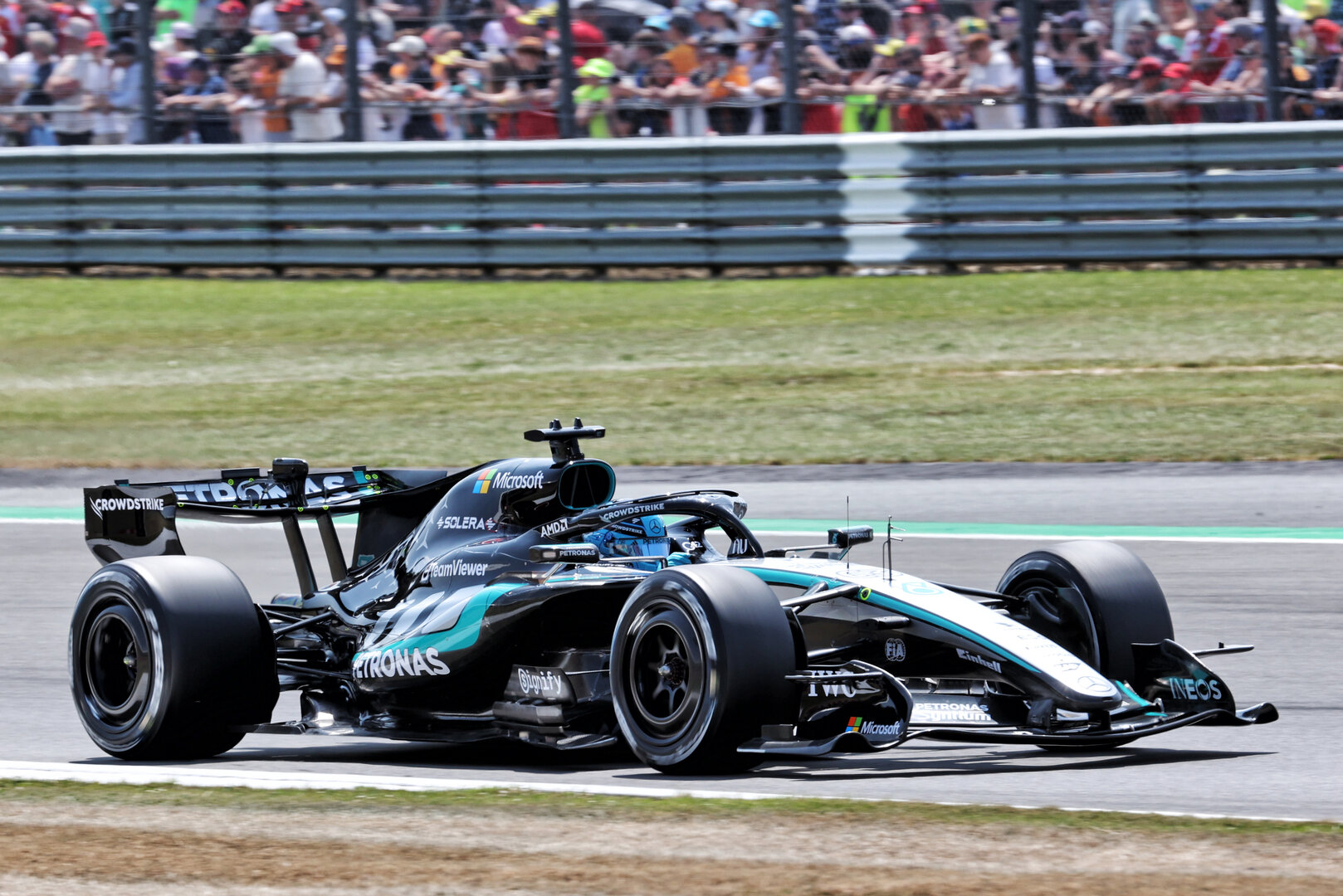 GP GRAN BRETAGNA, George Russell (GBR) Mercedes AMG Formula One Team W17.
03.07.2026. Formula 1 World Championship, Rd 9, British Grand Prix, Silverstone, England, Sprint Qualifiche Day.
- www.xpbimages.com, EMail: requests@xpbimages.com © Copyright: Davenport / XPB Images