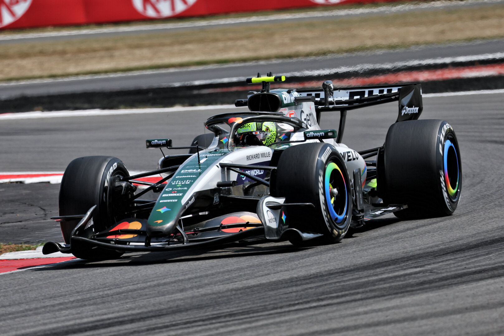 GP GRAN BRETAGNA, Lando Norris (GBR) McLaren F1 Team MCL40.
03.07.2026. Formula 1 World Championship, Rd 9, British Grand Prix, Silverstone, England, Sprint Qualifiche Day.
- www.xpbimages.com, EMail: requests@xpbimages.com © Copyright: Moy / XPB Images