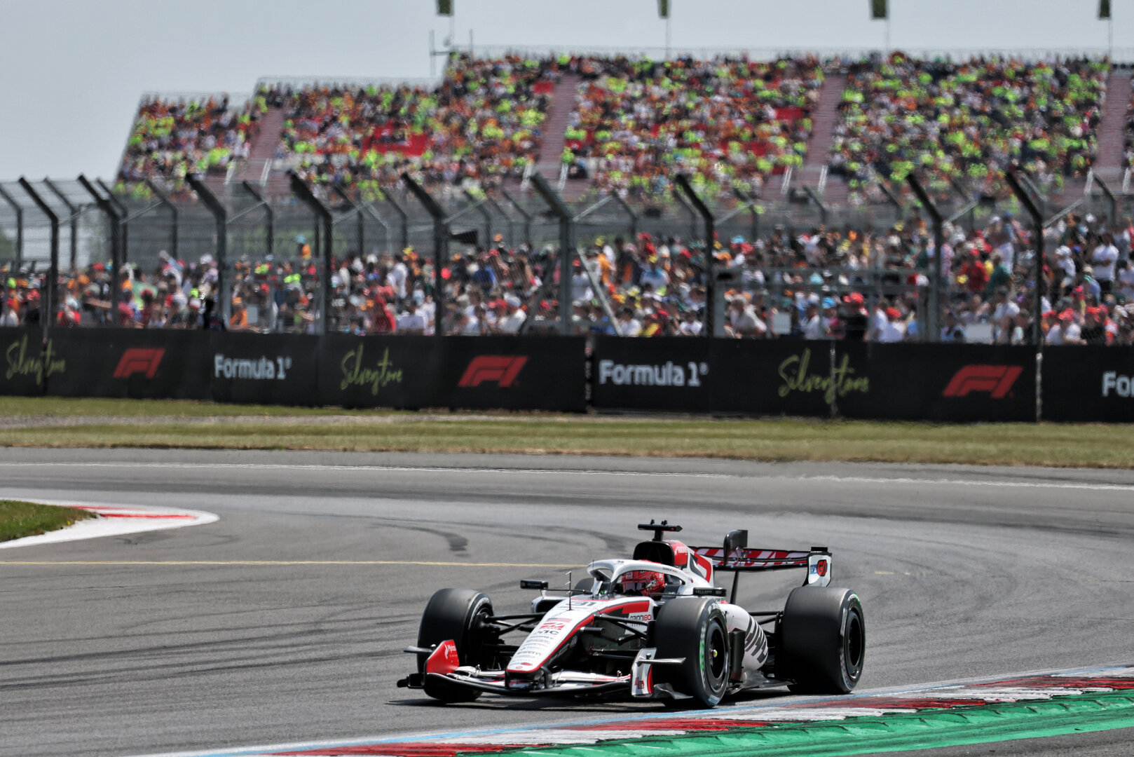 GP GRAN BRETAGNA, Esteban Ocon (FRA) Haas F1 Team VF-26.
03.07.2026. Formula 1 World Championship, Rd 9, British Grand Prix, Silverstone, England, Sprint Qualifiche Day.
- www.xpbimages.com, EMail: requests@xpbimages.com © Copyright: Moy / XPB Images