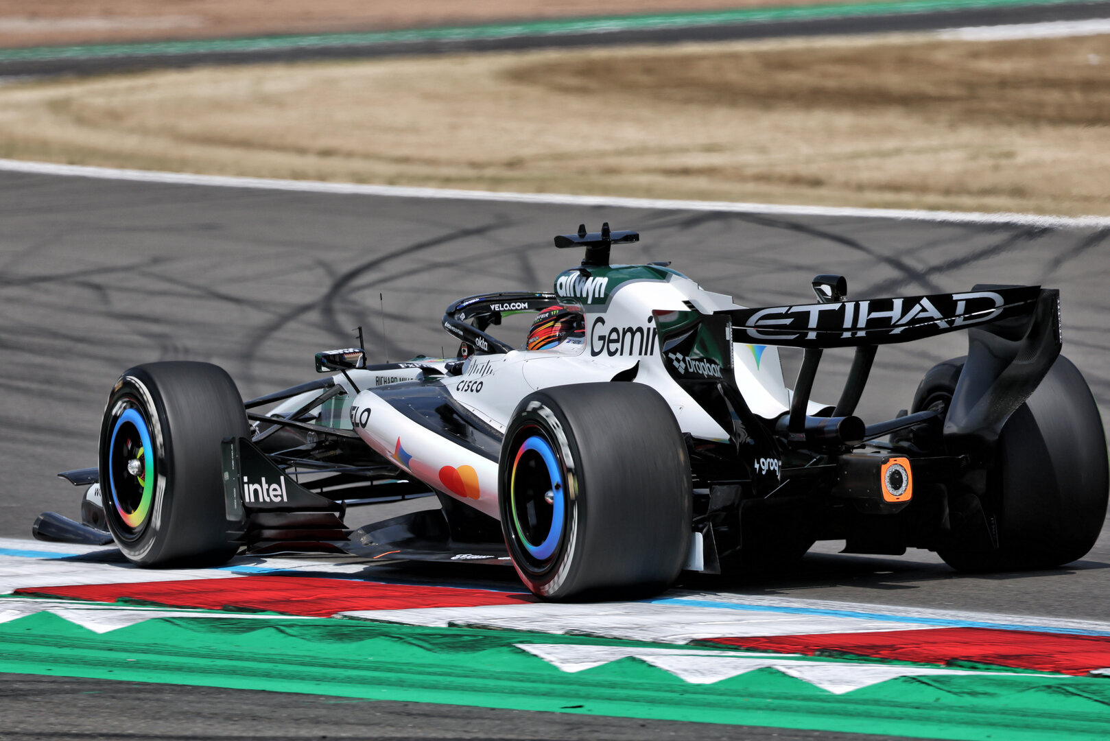 GP GRAN BRETAGNA, Oscar Piastri (AUS) McLaren F1 Team MCL40.
03.07.2026. Formula 1 World Championship, Rd 9, British Grand Prix, Silverstone, England, Sprint Qualifiche Day.
- www.xpbimages.com, EMail: requests@xpbimages.com © Copyright: Moy / XPB Images