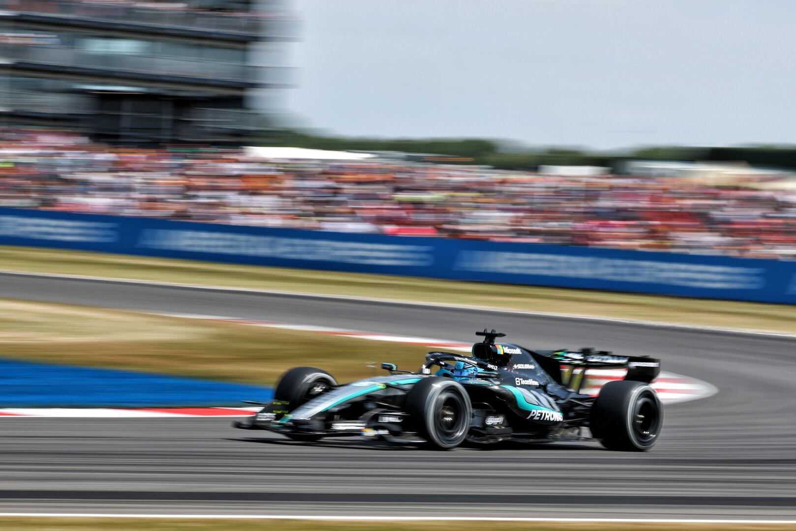 GP GRAN BRETAGNA, George Russell (GBR) Mercedes AMG Formula One Team W17.
03.07.2026. Formula 1 World Championship, Rd 9, British Grand Prix, Silverstone, England, Sprint Qualifiche Day.
- www.xpbimages.com, EMail: requests@xpbimages.com © Copyright: Bearne / XPB Images