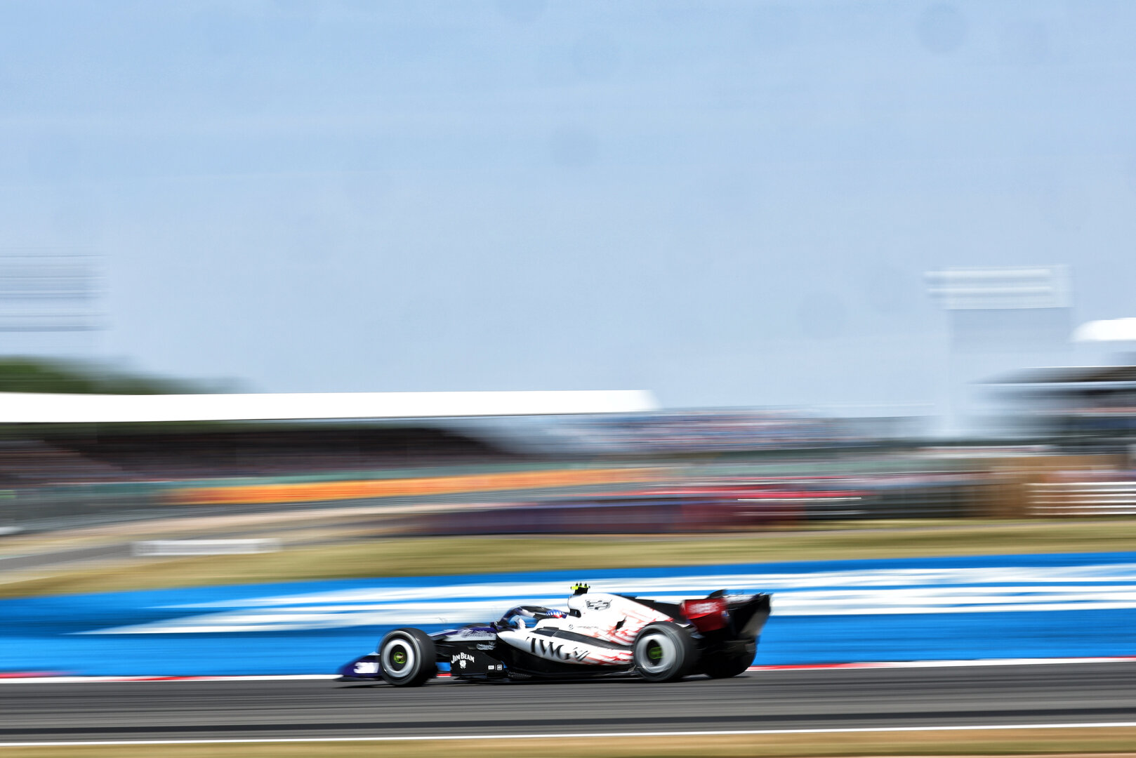GP GRAN BRETAGNA, Valtteri Bottas (FIN) Cadillac Formula 1 Team MAC-26.
03.07.2026. Formula 1 World Championship, Rd 9, British Grand Prix, Silverstone, England, Sprint Qualifiche Day.
- www.xpbimages.com, EMail: requests@xpbimages.com © Copyright: Bearne / XPB Images
