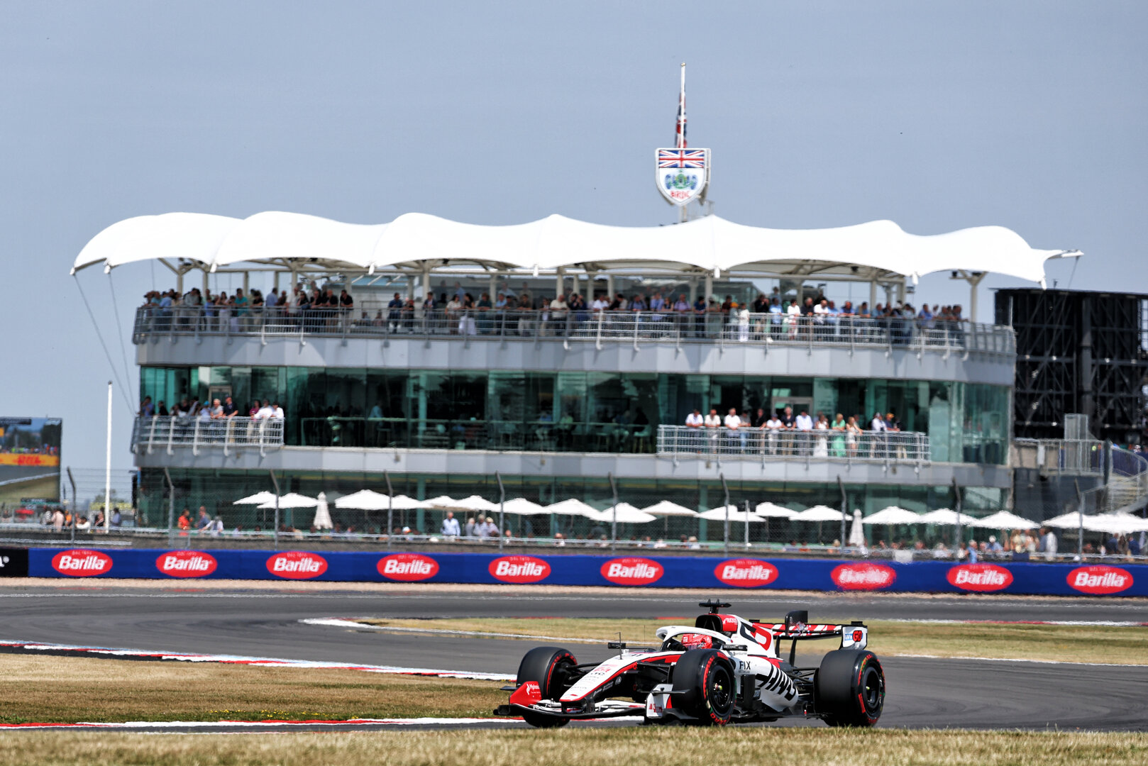 GP GRAN BRETAGNA, Esteban Ocon (FRA) Haas F1 Team VF-26.
03.07.2026. Formula 1 World Championship, Rd 9, British Grand Prix, Silverstone, England, Sprint Qualifiche Day.
- www.xpbimages.com, EMail: requests@xpbimages.com © Copyright: Bearne / XPB Images
