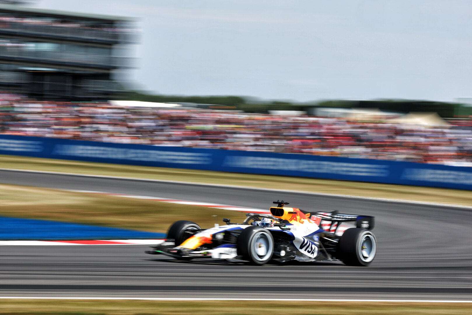 GP GRAN BRETAGNA, Arvid Lindblad (GBR) Racing Bulls Formula One Team VCARB 03.
03.07.2026. Formula 1 World Championship, Rd 9, British Grand Prix, Silverstone, England, Sprint Qualifiche Day.
- www.xpbimages.com, EMail: requests@xpbimages.com © Copyright: Bearne / XPB Images