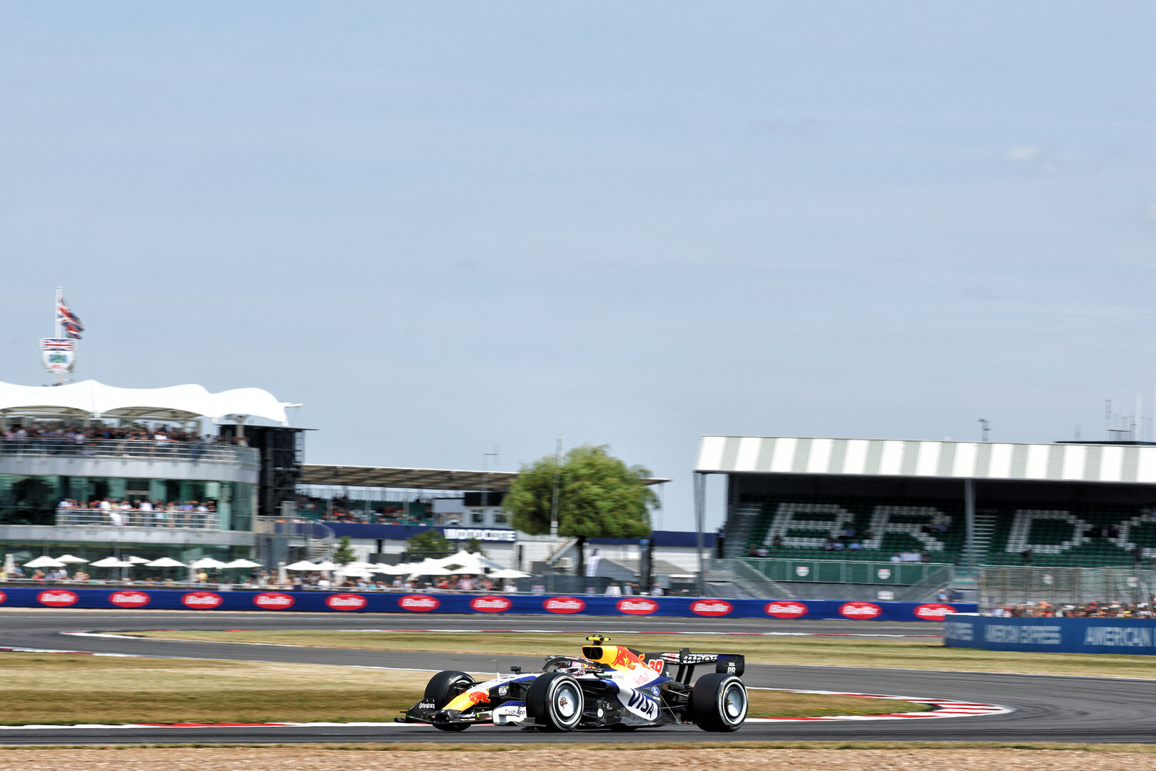 GP GRAN BRETAGNA, Liam Lawson (NZL) Racing Bulls Formula One Team VCARB 03.
03.07.2026. Formula 1 World Championship, Rd 9, British Grand Prix, Silverstone, England, Sprint Qualifiche Day.
- www.xpbimages.com, EMail: requests@xpbimages.com © Copyright: Bearne / XPB Images