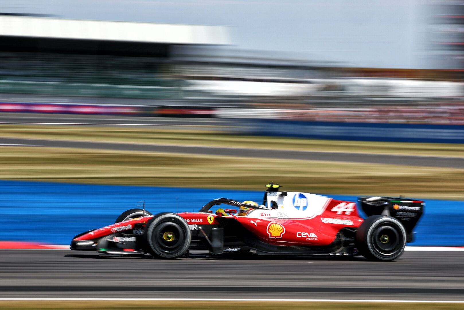GP GRAN BRETAGNA, Lewis Hamilton (GBR) Ferrari SF-26.
03.07.2026. Formula 1 World Championship, Rd 9, British Grand Prix, Silverstone, England, Sprint Qualifiche Day.
- www.xpbimages.com, EMail: requests@xpbimages.com © Copyright: Bearne / XPB Images