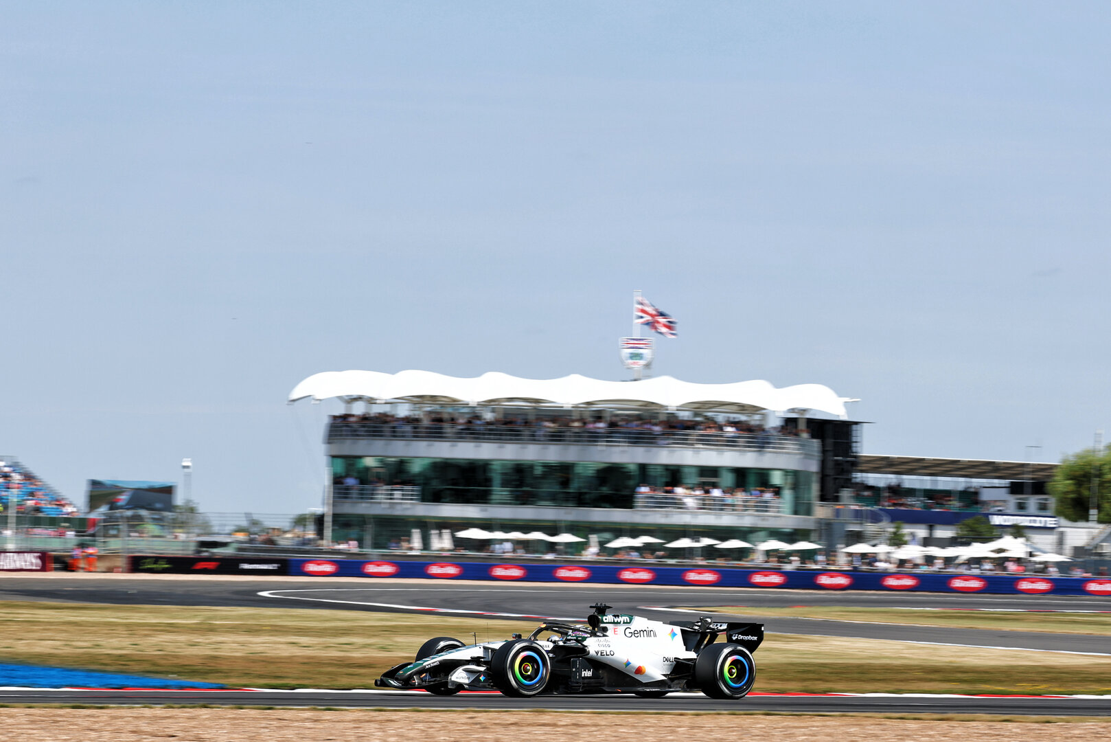 GP GRAN BRETAGNA, Oscar Piastri (AUS) McLaren F1 Team MCL40.
03.07.2026. Formula 1 World Championship, Rd 9, British Grand Prix, Silverstone, England, Sprint Qualifiche Day.
- www.xpbimages.com, EMail: requests@xpbimages.com © Copyright: Bearne / XPB Images