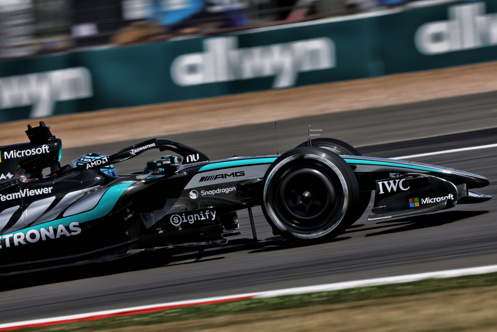 GP GRAN BRETAGNA, George Russell (GBR) Mercedes AMG Formula One Team W17.
03.07.2026. Formula 1 World Championship, Rd 9, British Grand Prix, Silverstone, England, Sprint Qualifiche Day.
- www.xpbimages.com, EMail: requests@xpbimages.com © Copyright: Dunbar / XPB Images