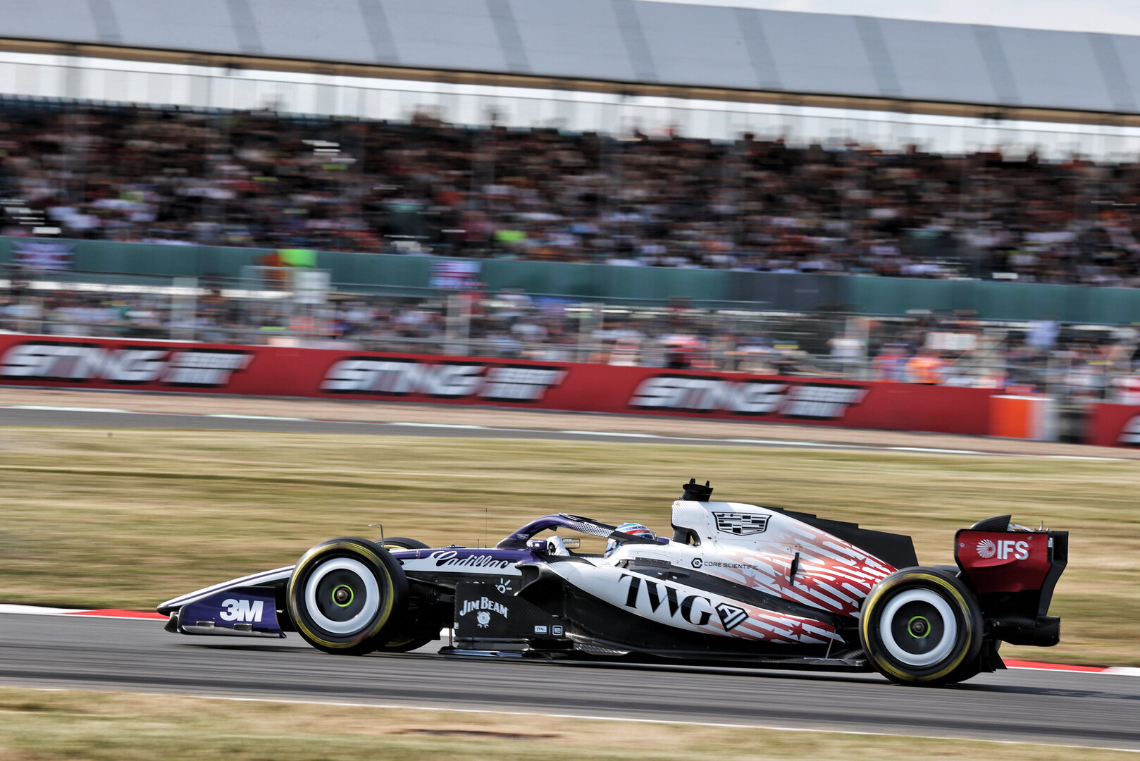 GP GRAN BRETAGNA, Sergio Perez (MEX) Cadillac Formula 1 Team MAC-26.
03.07.2026. Formula 1 World Championship, Rd 9, British Grand Prix, Silverstone, England, Sprint Qualifiche Day.
- www.xpbimages.com, EMail: requests@xpbimages.com © Copyright: Davenport / XPB Images