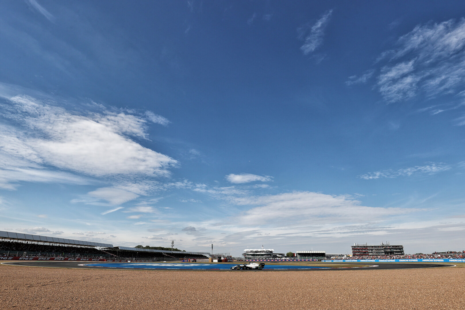 GP GRAN BRETAGNA, Oscar Piastri (AUS) McLaren F1 Team MCL40.
03.07.2026. Formula 1 World Championship, Rd 9, British Grand Prix, Silverstone, England, Sprint Qualifiche Day.
- www.xpbimages.com, EMail: requests@xpbimages.com © Copyright: Davenport / XPB Images