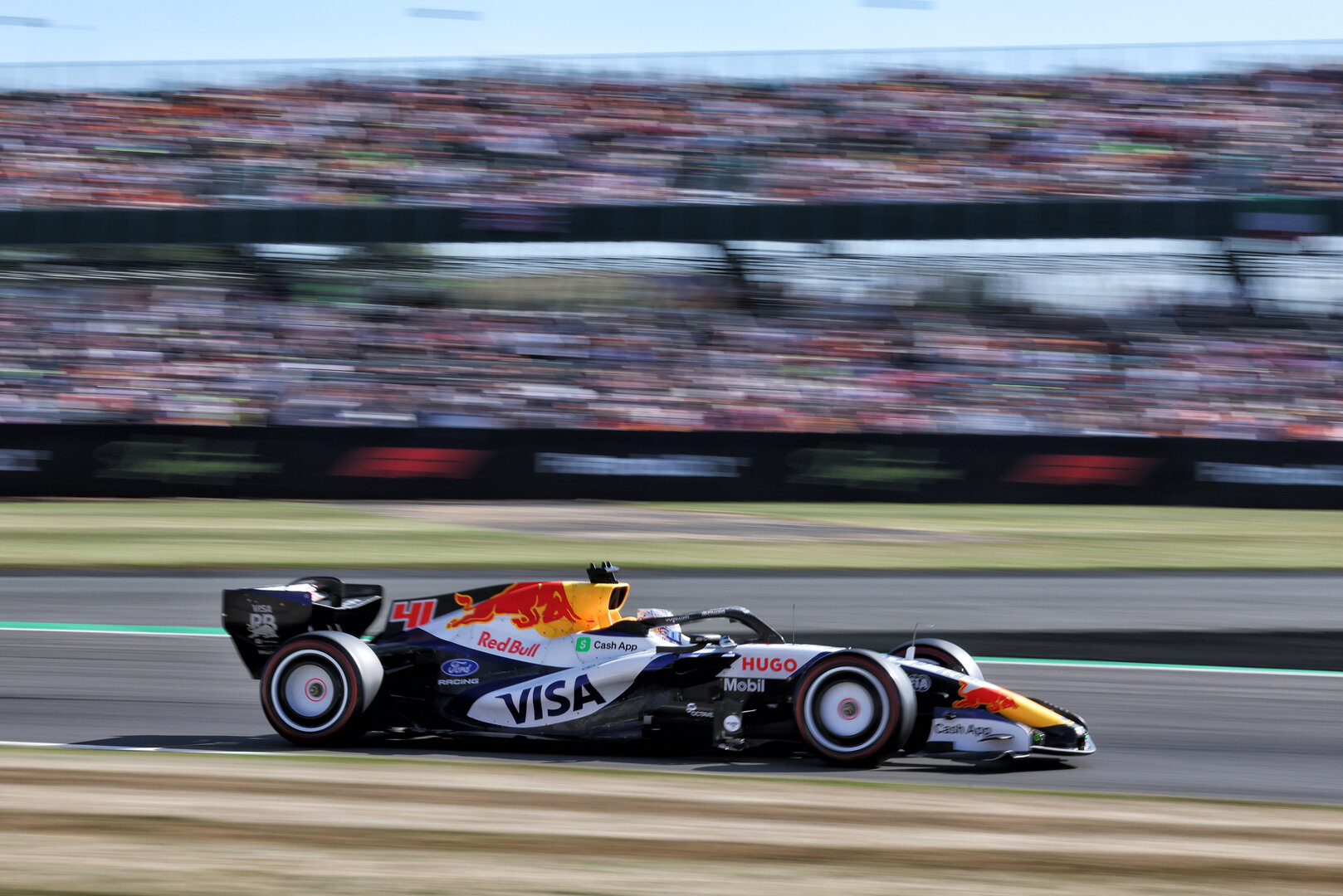 GP GRAN BRETAGNA, Arvid Lindblad (GBR) Racing Bulls Formula One Team VCARB 03.
03.07.2026. Formula 1 World Championship, Rd 9, British Grand Prix, Silverstone, England, Sprint Qualifiche Day.
- www.xpbimages.com, EMail: requests@xpbimages.com © Copyright: Moy / XPB Images