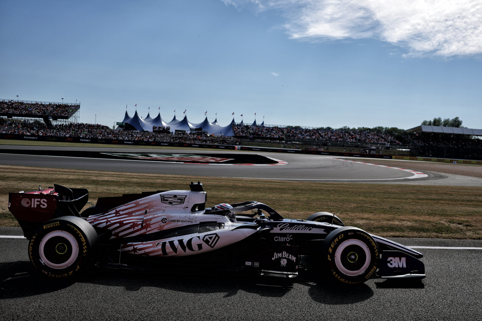 GP GRAN BRETAGNA, Sergio Perez (MEX) Cadillac Formula 1 Team MAC-26.
03.07.2026. Formula 1 World Championship, Rd 9, British Grand Prix, Silverstone, England, Sprint Qualifiche Day.
- www.xpbimages.com, EMail: requests@xpbimages.com © Copyright: Charniaux / XPB Images