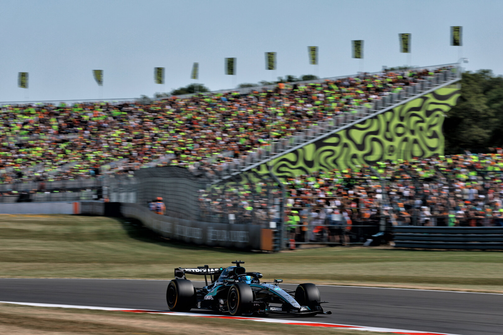 GP GRAN BRETAGNA, George Russell (GBR) Mercedes AMG Formula One Team W17.
03.07.2026. Formula 1 World Championship, Rd 9, British Grand Prix, Silverstone, England, Sprint Qualifiche Day.
- www.xpbimages.com, EMail: requests@xpbimages.com © Copyright: Charniaux / XPB Images