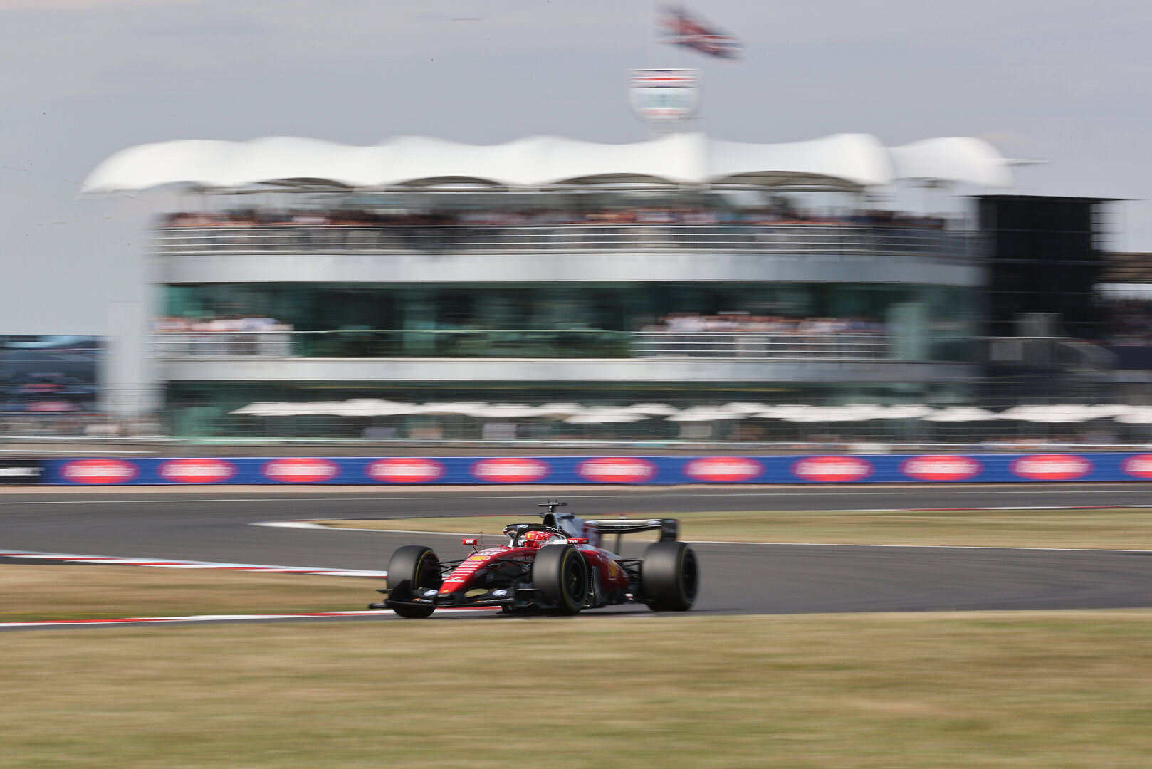 GP GRAN BRETAGNA, Charles Leclerc (MON) Ferrari SF-26.
03.07.2026. Formula 1 World Championship, Rd 9, British Grand Prix, Silverstone, England, Sprint Qualifiche Day.
- www.xpbimages.com, EMail: requests@xpbimages.com © Copyright: Davenport / XPB Images