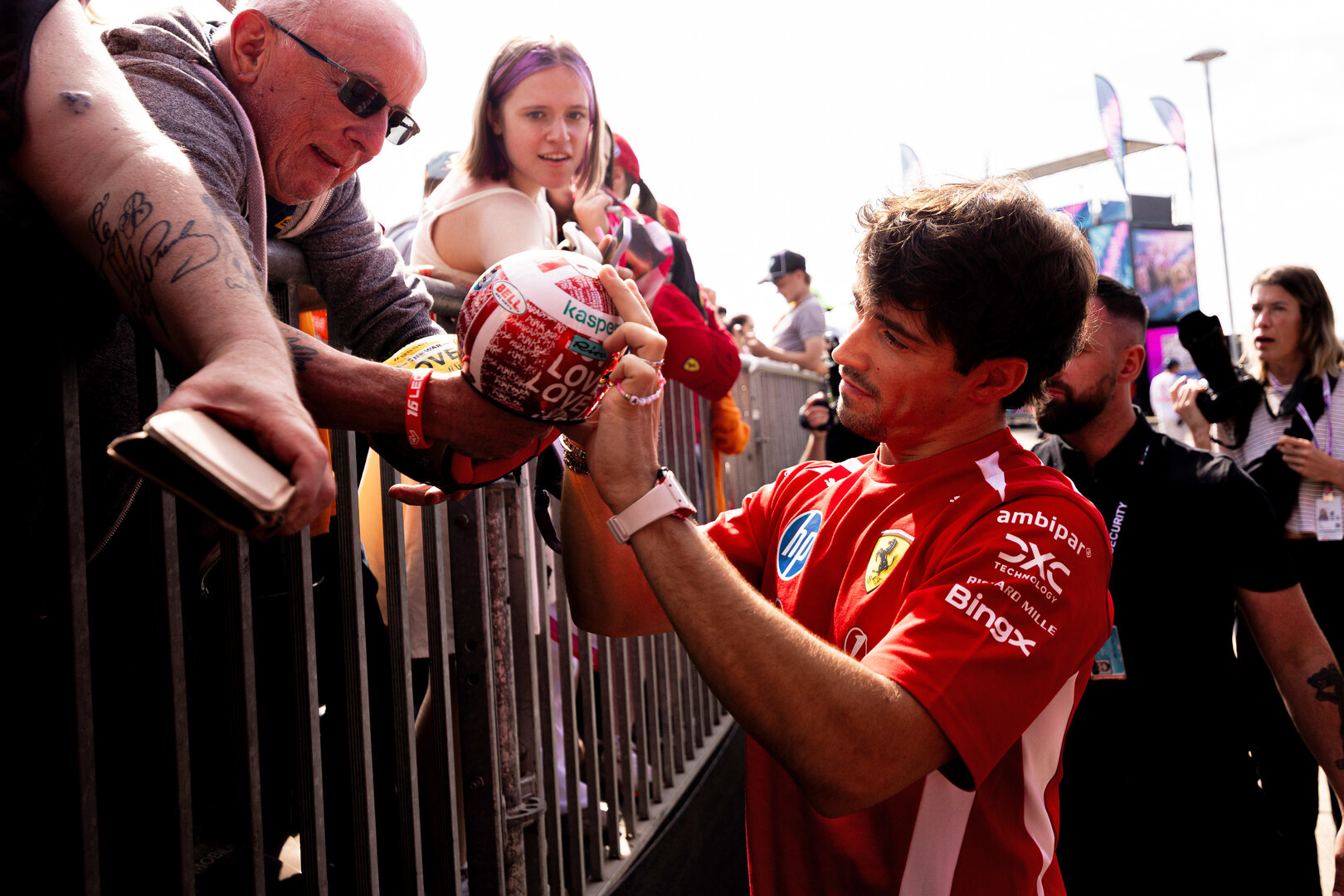 GP GRAN BRETAGNA, Charles Leclerc (MON) Ferrari with fans.
03.07.2026. Formula 1 World Championship, Rd 9, British Grand Prix, Silverstone, England, Sprint Qualifiche Day.
 - www.xpbimages.com, EMail: requests@xpbimages.com © Copyright: Denny / XPB Images
