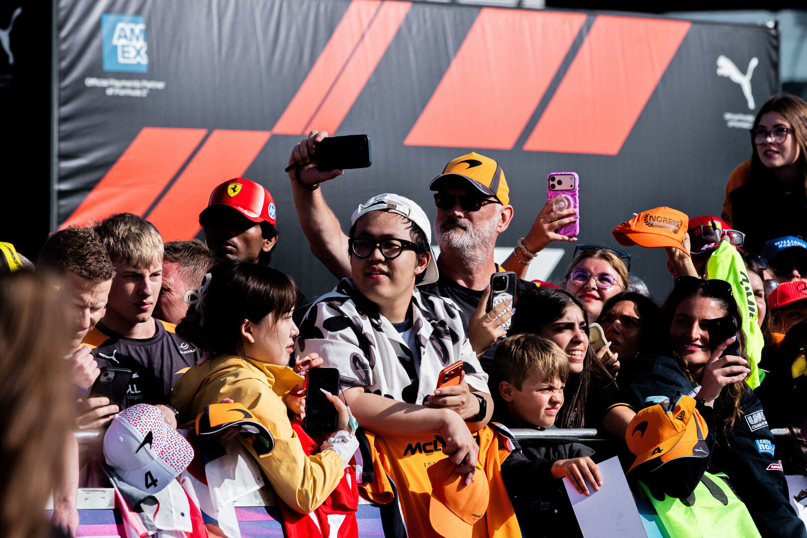 GP GRAN BRETAGNA, Circuit Atmosfera - fans.
04.07.2026. Formula 1 World Championship, Rd 9, British Grand Prix, Silverstone, England, Sprint e Qualifiche Day.
- www.xpbimages.com, EMail: requests@xpbimages.com © Copyright: Denny / XPB Images