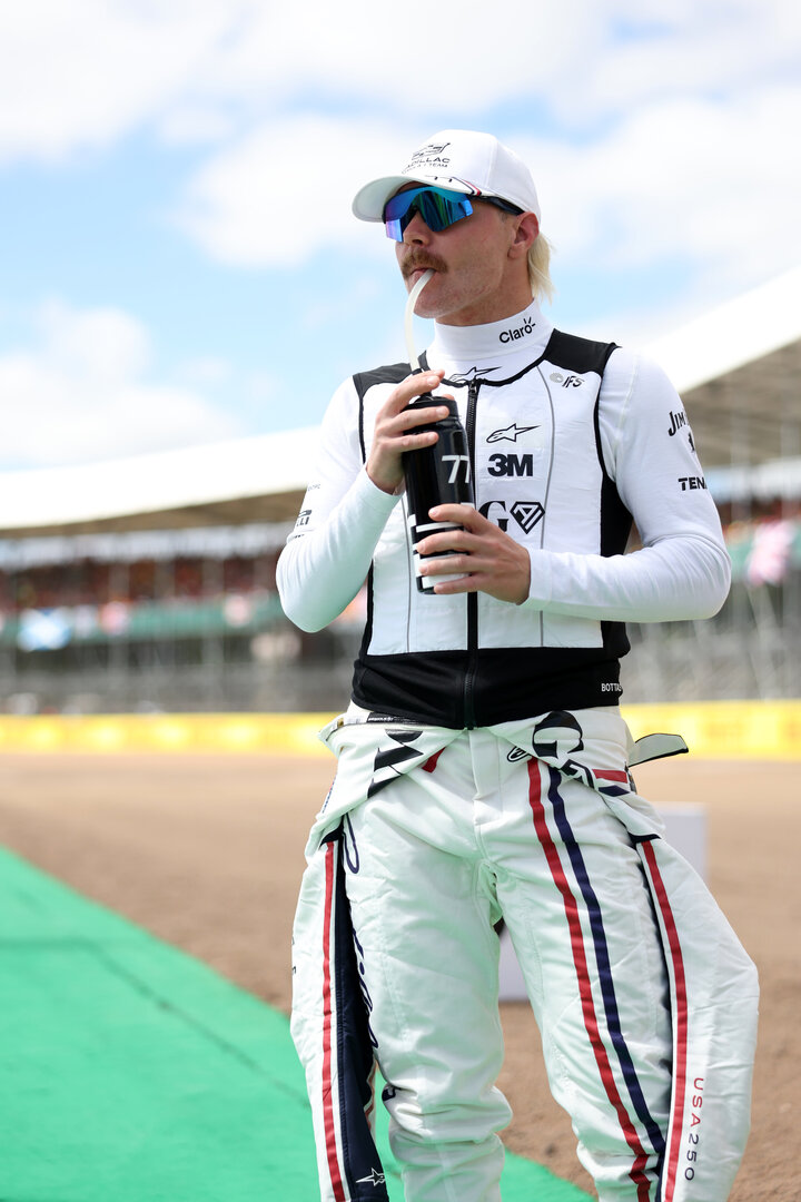 GP GRAN BRETAGNA, Valtteri Bottas (FIN) Cadillac Formula 1 Team on the grid.
04.07.2026. Formula 1 World Championship, Rd 9, British Grand Prix, Silverstone, England, Sprint e Qualifiche Day.
- www.xpbimages.com, EMail: requests@xpbimages.com © Copyright: Bearne / XPB Images