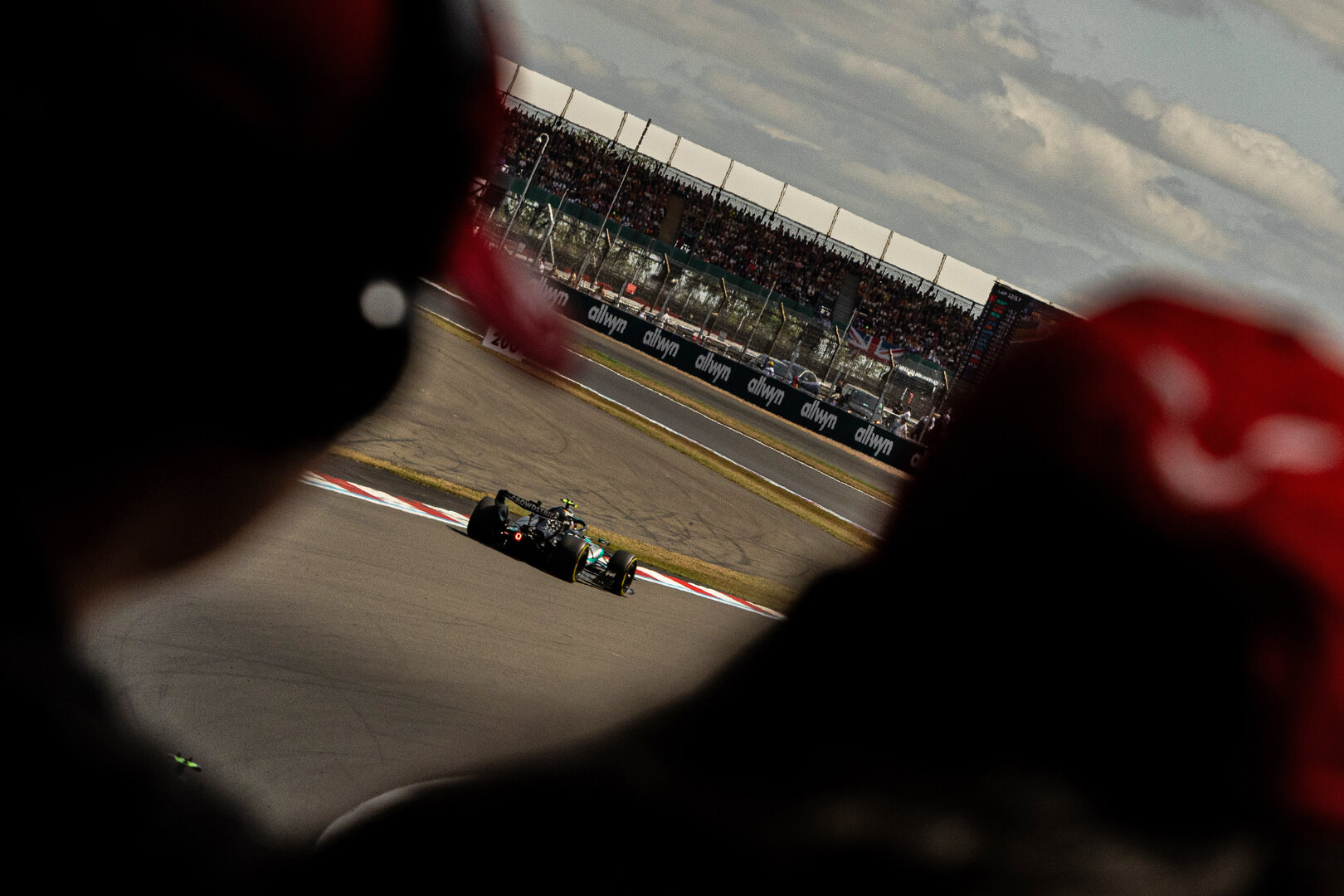 GP GRAN BRETAGNA, Andrea Kimi Antonelli (ITA) Mercedes AMG Formula One Team W17.
04.07.2026. Formula 1 World Championship, Rd 9, British Grand Prix, Silverstone, England, Sprint e Qualifiche Day.
- www.xpbimages.com, EMail: requests@xpbimages.com © Copyright: Denny / XPB Images