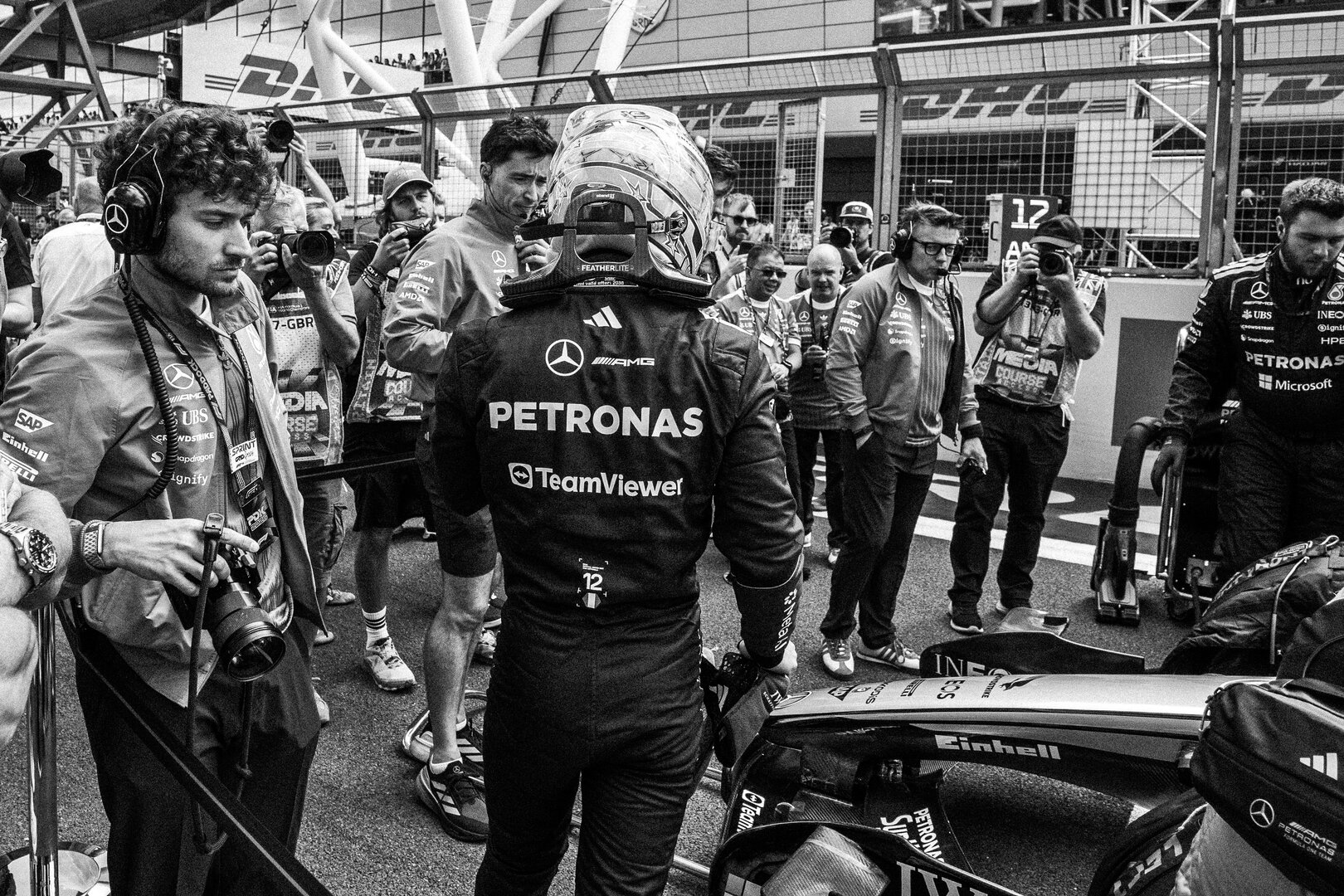 GP GRAN BRETAGNA, Andrea Kimi Antonelli (ITA) Mercedes AMG Formula One Team on the grid.
04.07.2026. Formula 1 World Championship, Rd 9, British Grand Prix, Silverstone, England, Sprint e Qualifiche Day.
 - www.xpbimages.com, EMail: requests@xpbimages.com © Copyright: Denny / XPB Images