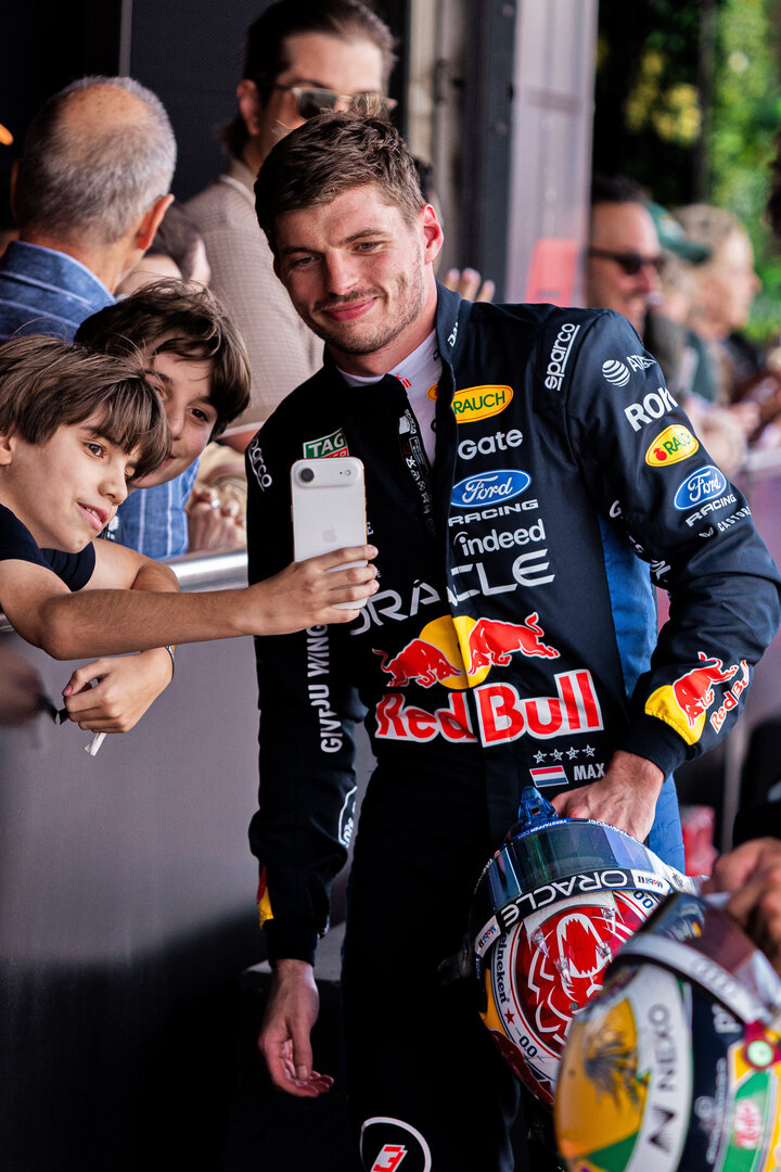 GP GRAN BRETAGNA, Max Verstappen (NLD) Red Bull Racing in Sprint parc ferme.
04.07.2026. Formula 1 World Championship, Rd 9, British Grand Prix, Silverstone, England, Sprint e Qualifiche Day.
 - www.xpbimages.com, EMail: requests@xpbimages.com © Copyright: Denny / XPB Images