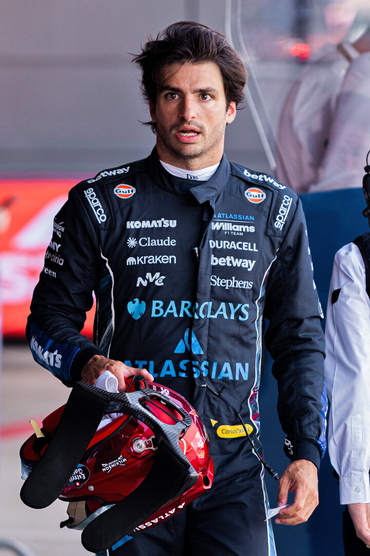 GP GRAN BRETAGNA, Carlos Sainz (ESP) Williams F1 Team in Sprint parc ferme.
04.07.2026. Formula 1 World Championship, Rd 9, British Grand Prix, Silverstone, England, Sprint e Qualifiche Day.
- www.xpbimages.com, EMail: requests@xpbimages.com © Copyright: Denny / XPB Images