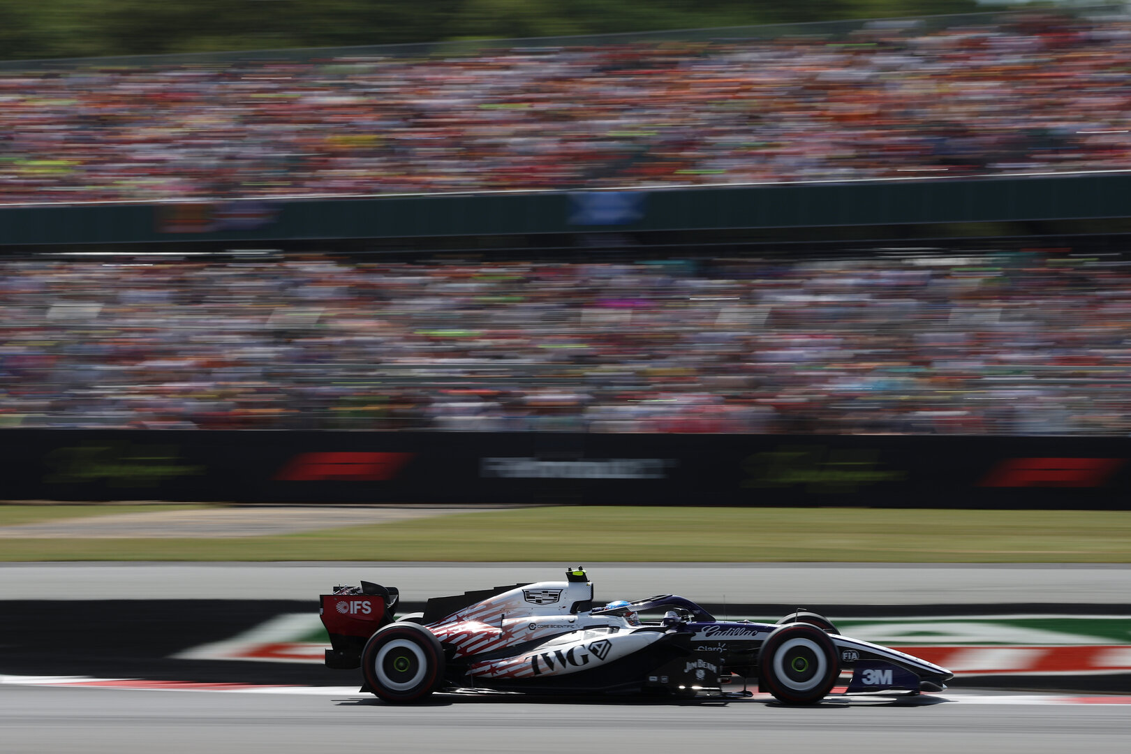 GP GRAN BRETAGNA, Valtteri Bottas (FIN) Cadillac Formula 1 Team MAC-26.
04.07.2026. Formula 1 World Championship, Rd 9, British Grand Prix, Silverstone, England, Sprint e Qualifiche Day.
- www.xpbimages.com, EMail: requests@xpbimages.com © Copyright: Dunbar / XPB Images