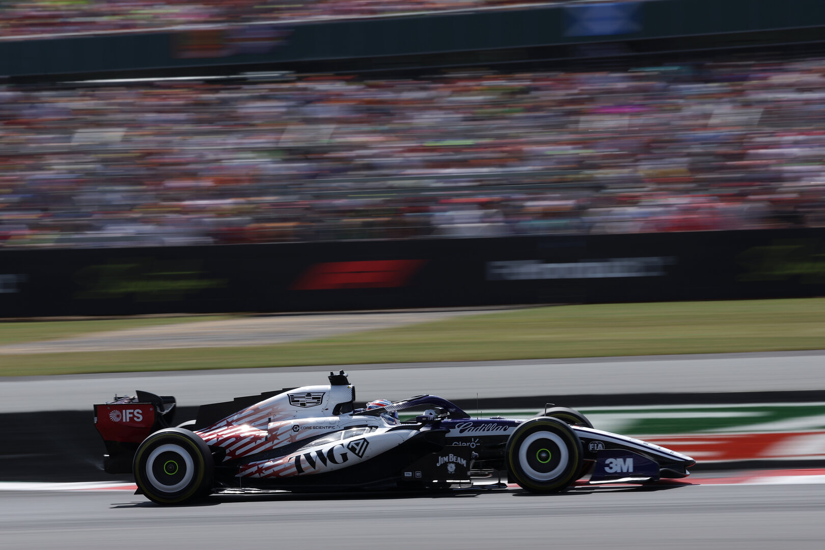 GP GRAN BRETAGNA, Sergio Perez (MEX) Cadillac Formula 1 Team MAC-26.
04.07.2026. Formula 1 World Championship, Rd 9, British Grand Prix, Silverstone, England, Sprint e Qualifiche Day.
- www.xpbimages.com, EMail: requests@xpbimages.com © Copyright: Dunbar / XPB Images