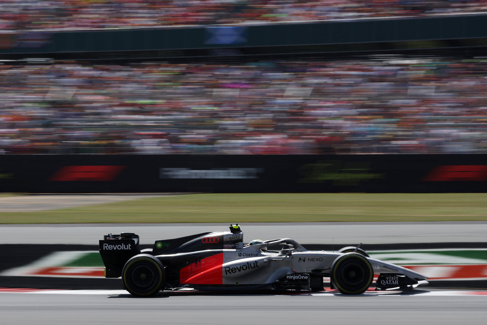 GP GRAN BRETAGNA, Gabriel Bortoleto (BRA) Audi F1 Team R26.
04.07.2026. Formula 1 World Championship, Rd 9, British Grand Prix, Silverstone, England, Sprint e Qualifiche Day.
- www.xpbimages.com, EMail: requests@xpbimages.com © Copyright: Dunbar / XPB Images