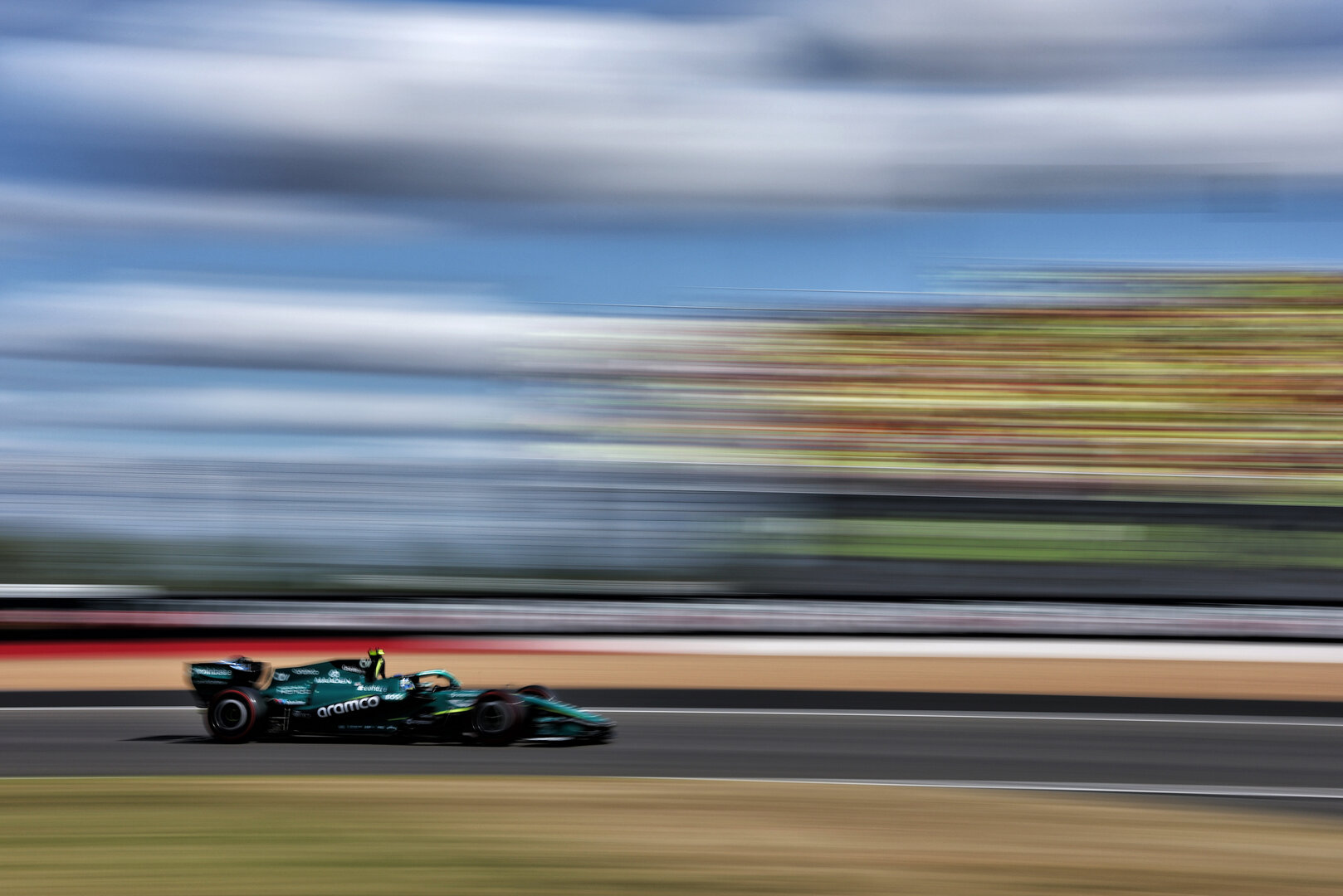 GP GRAN BRETAGNA, Fernando Alonso (ESP) Aston Martin F1 Team AMR26.
04.07.2026. Formula 1 World Championship, Rd 9, British Grand Prix, Silverstone, England, Sprint e Qualifiche Day.
- www.xpbimages.com, EMail: requests@xpbimages.com © Copyright: Charniaux / XPB Images