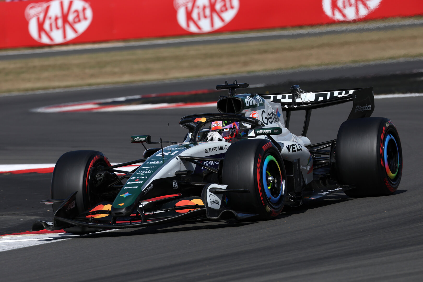 GP GRAN BRETAGNA, Oscar Piastri (AUS) McLaren F1 Team MCL40.
04.07.2026. Formula 1 World Championship, Rd 9, British Grand Prix, Silverstone, England, Sprint e Qualifiche Day.
- www.xpbimages.com, EMail: requests@xpbimages.com © Copyright: Moy / XPB Images