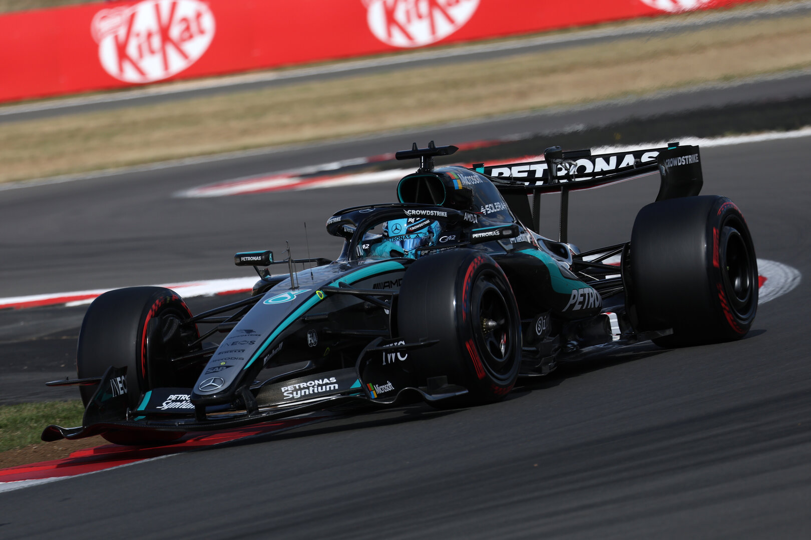 GP GRAN BRETAGNA, George Russell (GBR) Mercedes AMG Formula One Team W17.
04.07.2026. Formula 1 World Championship, Rd 9, British Grand Prix, Silverstone, England, Sprint e Qualifiche Day.
- www.xpbimages.com, EMail: requests@xpbimages.com © Copyright: Moy / XPB Images