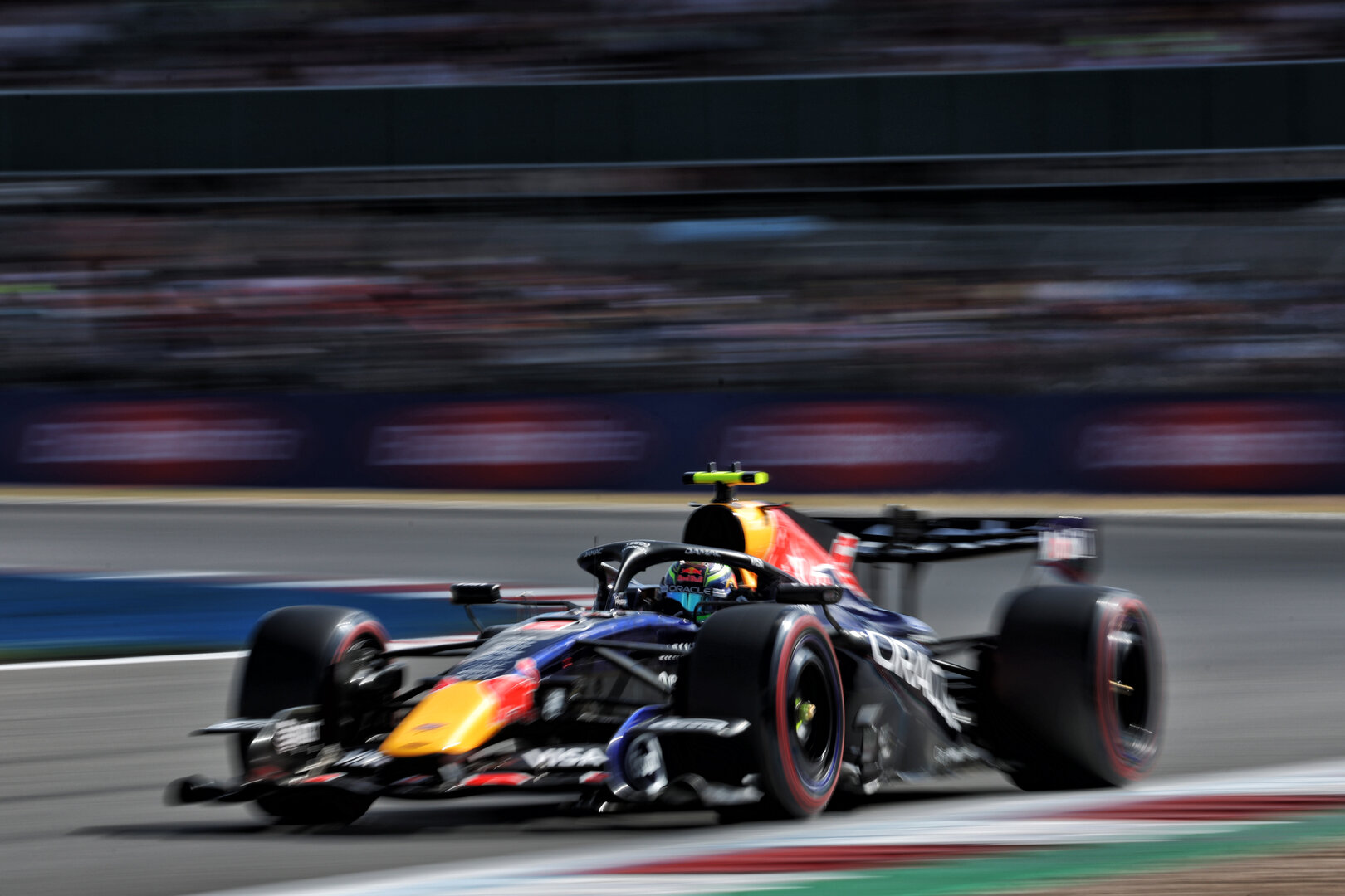 GP GRAN BRETAGNA, Isack Hadjar (FRA) Red Bull Racing RB22.
04.07.2026. Formula 1 World Championship, Rd 9, British Grand Prix, Silverstone, England, Sprint e Qualifiche Day.
- www.xpbimages.com, EMail: requests@xpbimages.com © Copyright: Dunbar / XPB Images