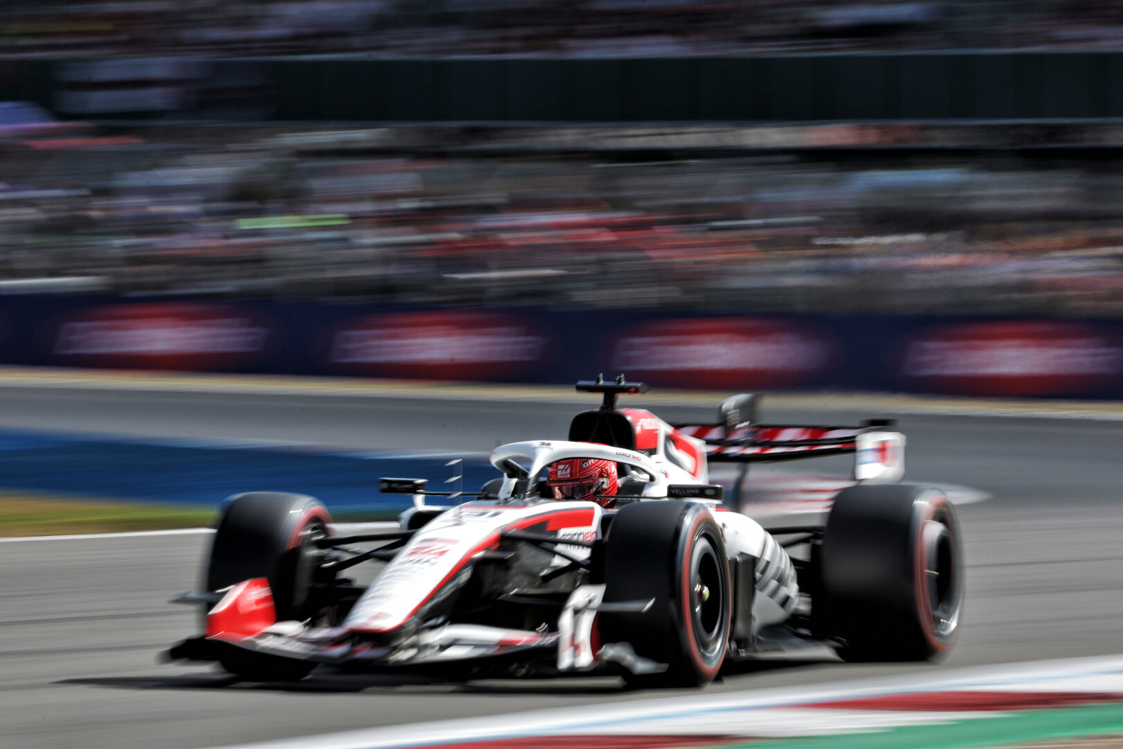 GP GRAN BRETAGNA, Esteban Ocon (FRA) Haas F1 Team VF-26.
04.07.2026. Formula 1 World Championship, Rd 9, British Grand Prix, Silverstone, England, Sprint e Qualifiche Day.
- www.xpbimages.com, EMail: requests@xpbimages.com © Copyright: Dunbar / XPB Images