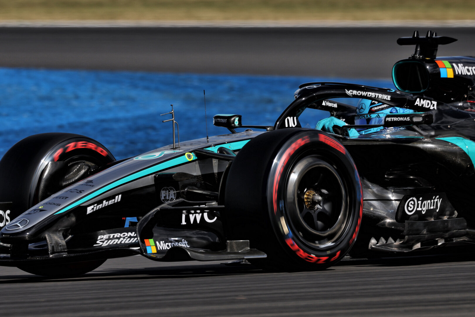 GP GRAN BRETAGNA, George Russell (GBR) Mercedes AMG Formula One Team W17.
04.07.2026. Formula 1 World Championship, Rd 9, British Grand Prix, Silverstone, England, Sprint e Qualifiche Day.
- www.xpbimages.com, EMail: requests@xpbimages.com © Copyright: Dunbar / XPB Images