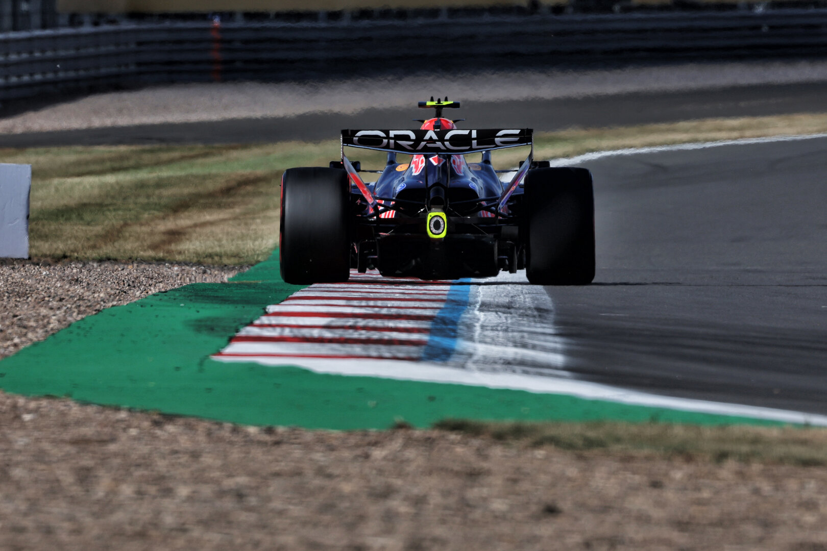 GP GRAN BRETAGNA, Isack Hadjar (FRA) Red Bull Racing RB22.
04.07.2026. Formula 1 World Championship, Rd 9, British Grand Prix, Silverstone, England, Sprint e Qualifiche Day.
- www.xpbimages.com, EMail: requests@xpbimages.com © Copyright: Dunbar / XPB Images
