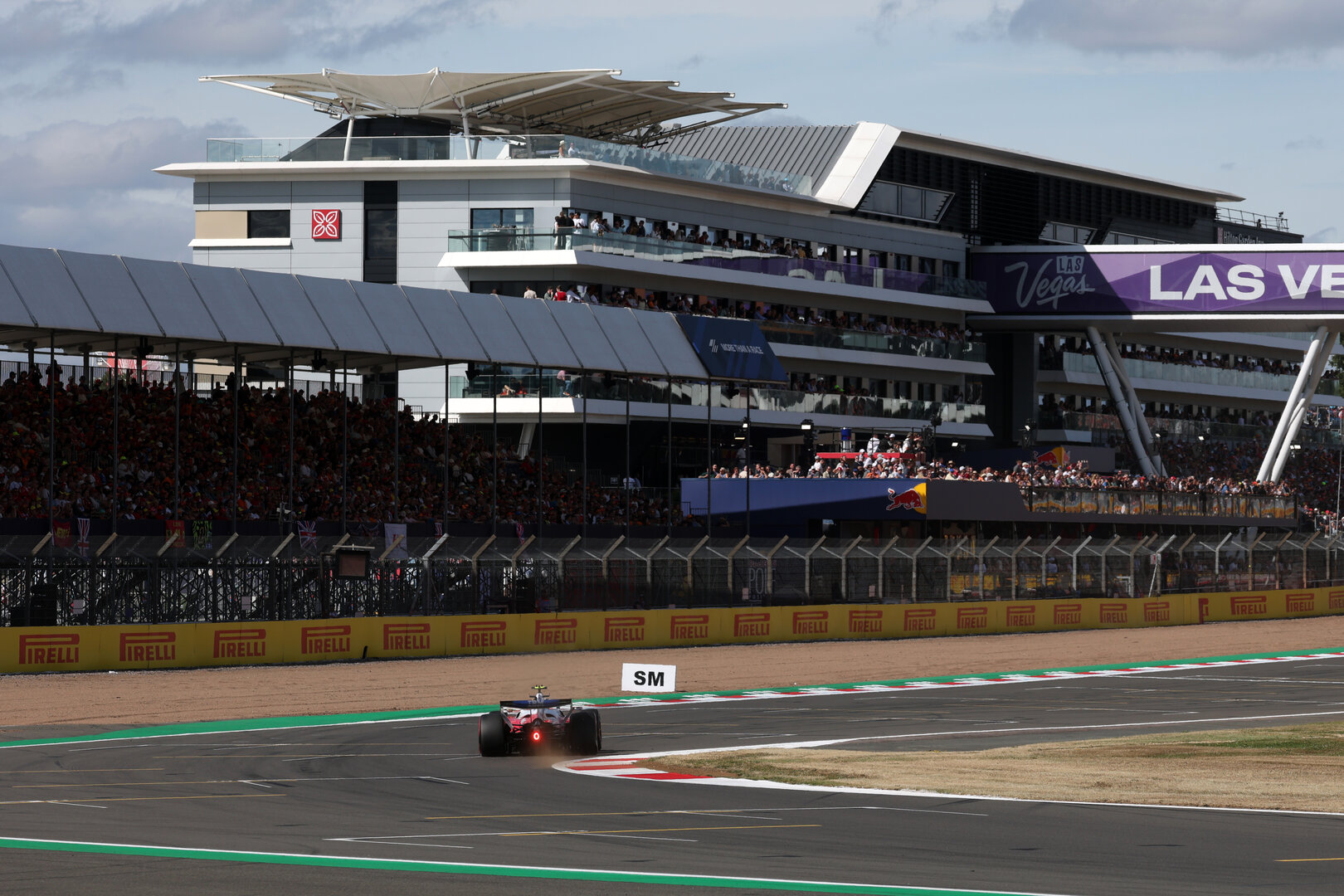 GP GRAN BRETAGNA, Lewis Hamilton (GBR) Ferrari SF-26.
04.07.2026. Formula 1 World Championship, Rd 9, British Grand Prix, Silverstone, England, Sprint e Qualifiche Day.
- www.xpbimages.com, EMail: requests@xpbimages.com © Copyright: Moy / XPB Images