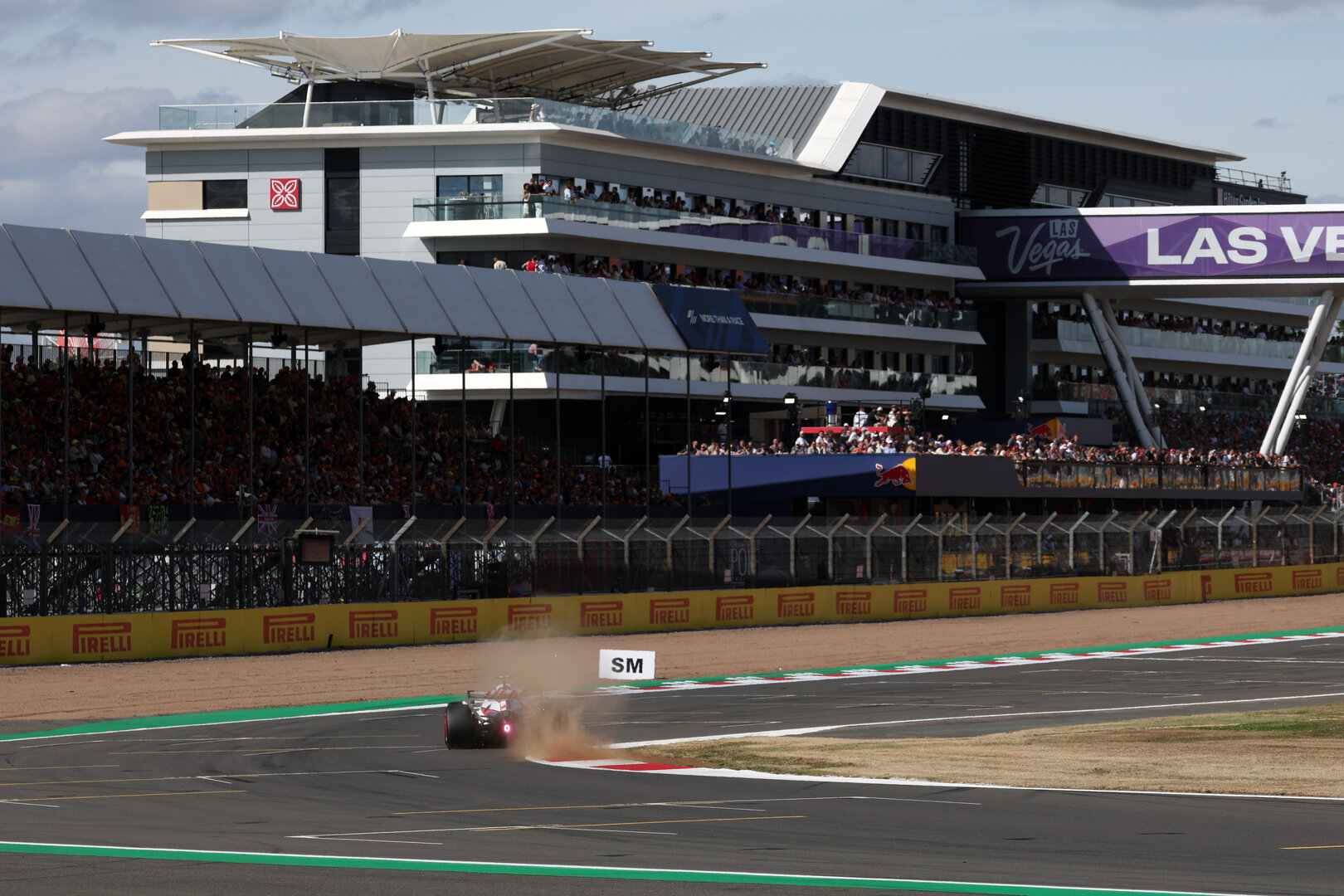 GP GRAN BRETAGNA, Oliver Bearman (GBR) Haas F1 Team VF-26.
04.07.2026. Formula 1 World Championship, Rd 9, British Grand Prix, Silverstone, England, Sprint e Qualifiche Day.
- www.xpbimages.com, EMail: requests@xpbimages.com © Copyright: Moy / XPB Images