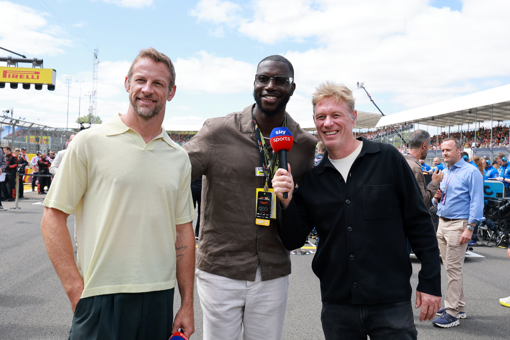GP GRAN BRETAGNA, Jenson Button (GBR) Sky Sports F1 Presenter / Aston Martin F1 Team Ambassador (Left) e Craig Slater (GBR) Sky Sports F1 Reporter (Right).
04.07.2026. Formula 1 World Championship, Rd 9, British Grand Prix, Silverstone, England, Sprint e Qualifiche Day.
- www.xpbimages.com, EMail: requests@xpbimages.com © Copyright: Moy / XPB Images