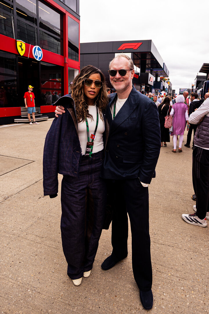 GP GRAN BRETAGNA, (L to R): Eve (USA) Rapper with her husband Maximillion Cooper (GBR) Gumball 3000 Founder.
05.07.2026. Formula 1 World Championship, Rd 9, British Grand Prix, Silverstone, England, Gara Day.
 - www.xpbimages.com, EMail: requests@xpbimages.com © Copyright: Denny / XPB Images