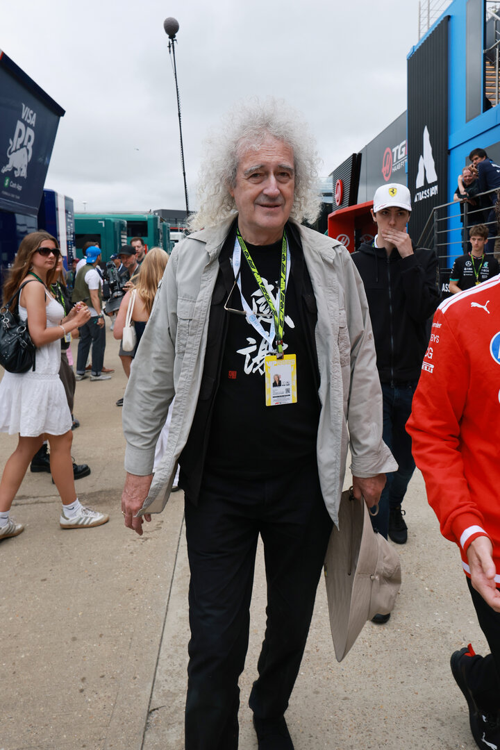 GP GRAN BRETAGNA, Brian May (GBR) Musician.
05.07.2026. Formula 1 World Championship, Rd 9, British Grand Prix, Silverstone, England, Gara Day.
- www.xpbimages.com, EMail: requests@xpbimages.com © Copyright: Moy / XPB Images