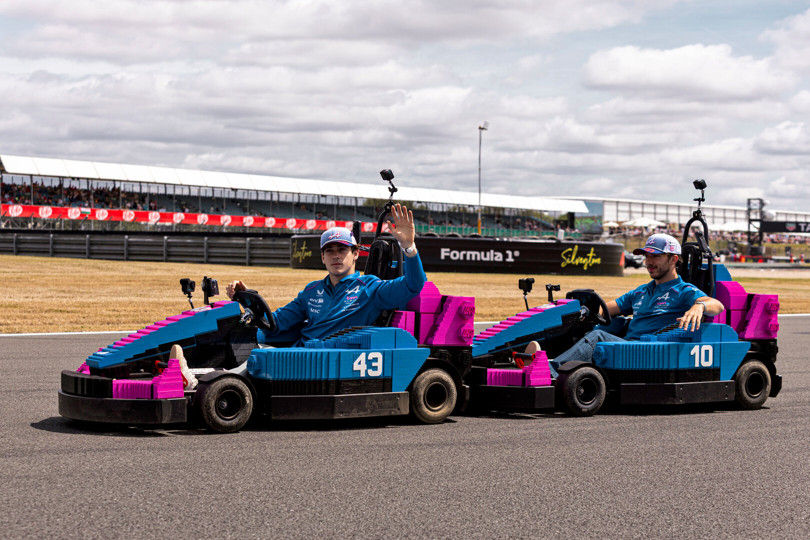 GP GRAN BRETAGNA, Franco Colapinto (ARG) Alpine F1 Team e Pierre Gasly (FRA) Alpine F1 Team in Lego karts on the drivers' parade.
05.07.2026. Formula 1 World Championship, Rd 9, British Grand Prix, Silverstone, England, Gara Day.
 - www.xpbimages.com, EMail: requests@xpbimages.com © Copyright: Denny / XPB Images