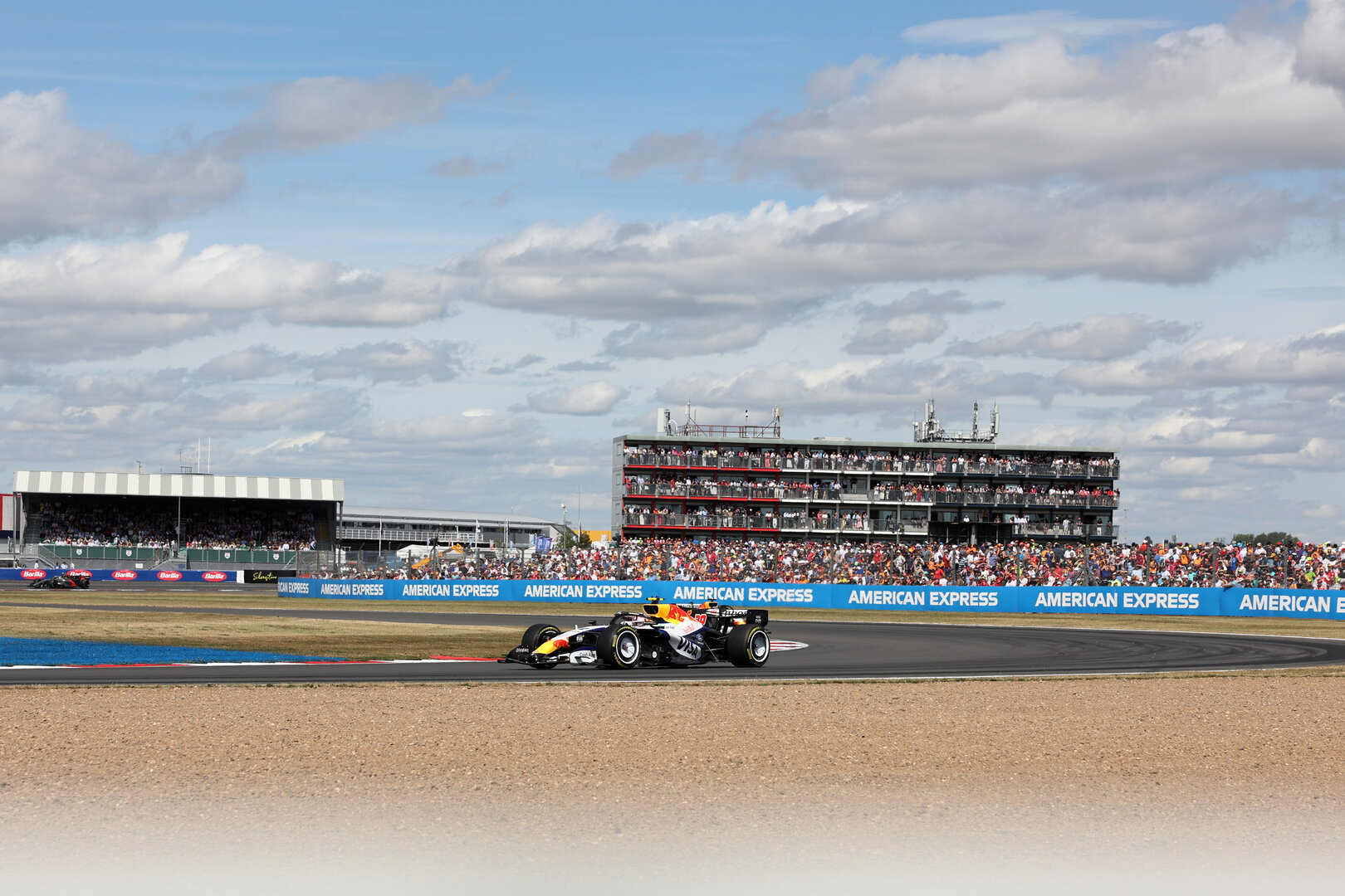 GP GRAN BRETAGNA, Liam Lawson (NZL) Racing Bulls Formula One Team VCARB 03.
05.07.2026. Formula 1 World Championship, Rd 9, British Grand Prix, Silverstone, England, Gara Day.
- www.xpbimages.com, EMail: requests@xpbimages.com © Copyright: Bearne / XPB Images