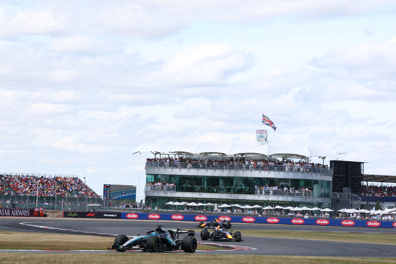 GP GRAN BRETAGNA, George Russell (GBR) Mercedes AMG Formula One Team W17.
05.07.2026. Formula 1 World Championship, Rd 9, British Grand Prix, Silverstone, England, Gara Day.
- www.xpbimages.com, EMail: requests@xpbimages.com © Copyright: Bearne / XPB Images
