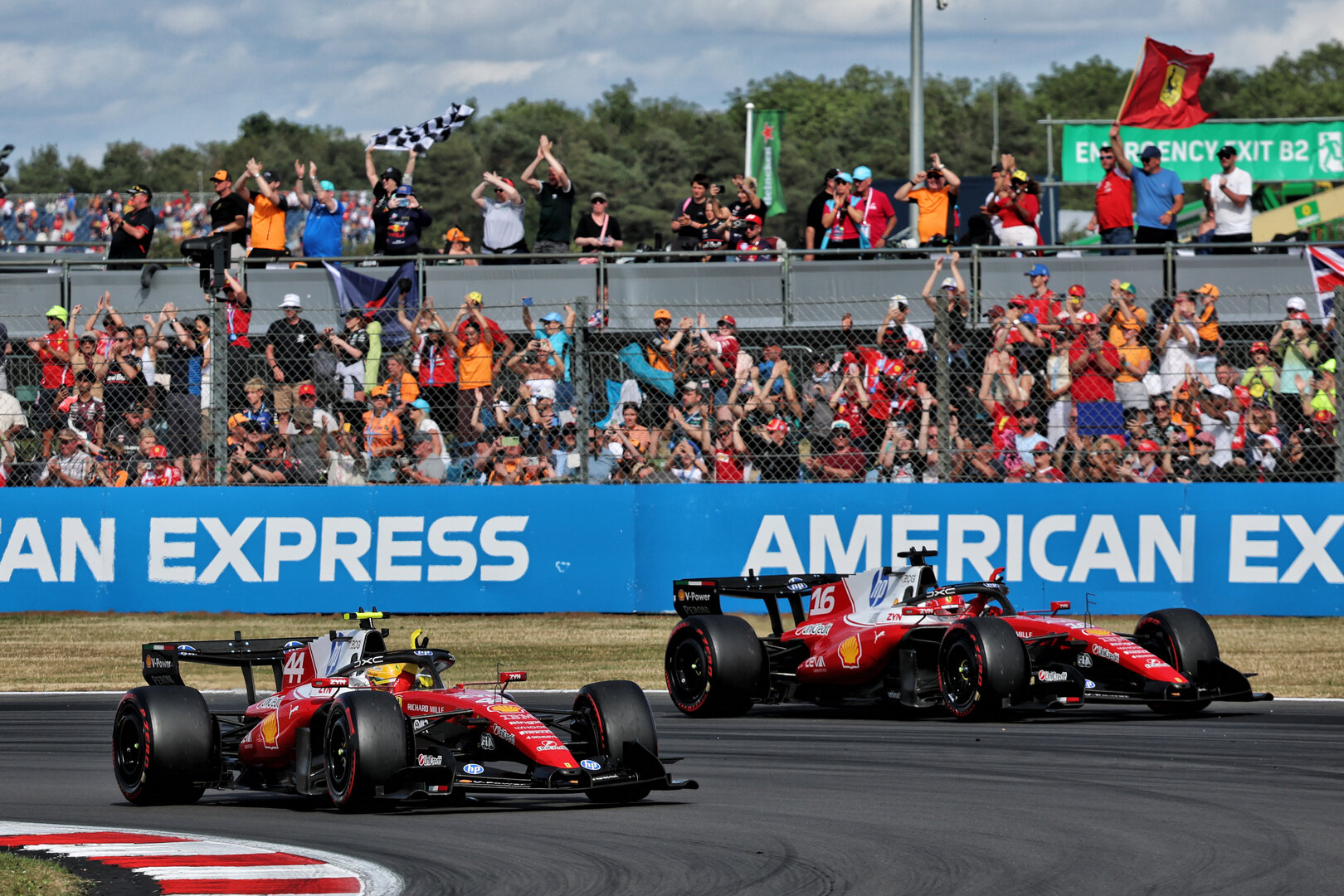 GP GRAN BRETAGNA, Gara winner Charles Leclerc (MON) Ferrari SF-26 e team mate Lewis Hamilton (GBR) Ferrari SF-26 celebrate at the end of the race.
05.07.2026. Formula 1 World Championship, Rd 9, British Grand Prix, Silverstone, England, Gara Day.
- www.xpbimages.com, EMail: requests@xpbimages.com © Copyright: Batchelor / XPB Images